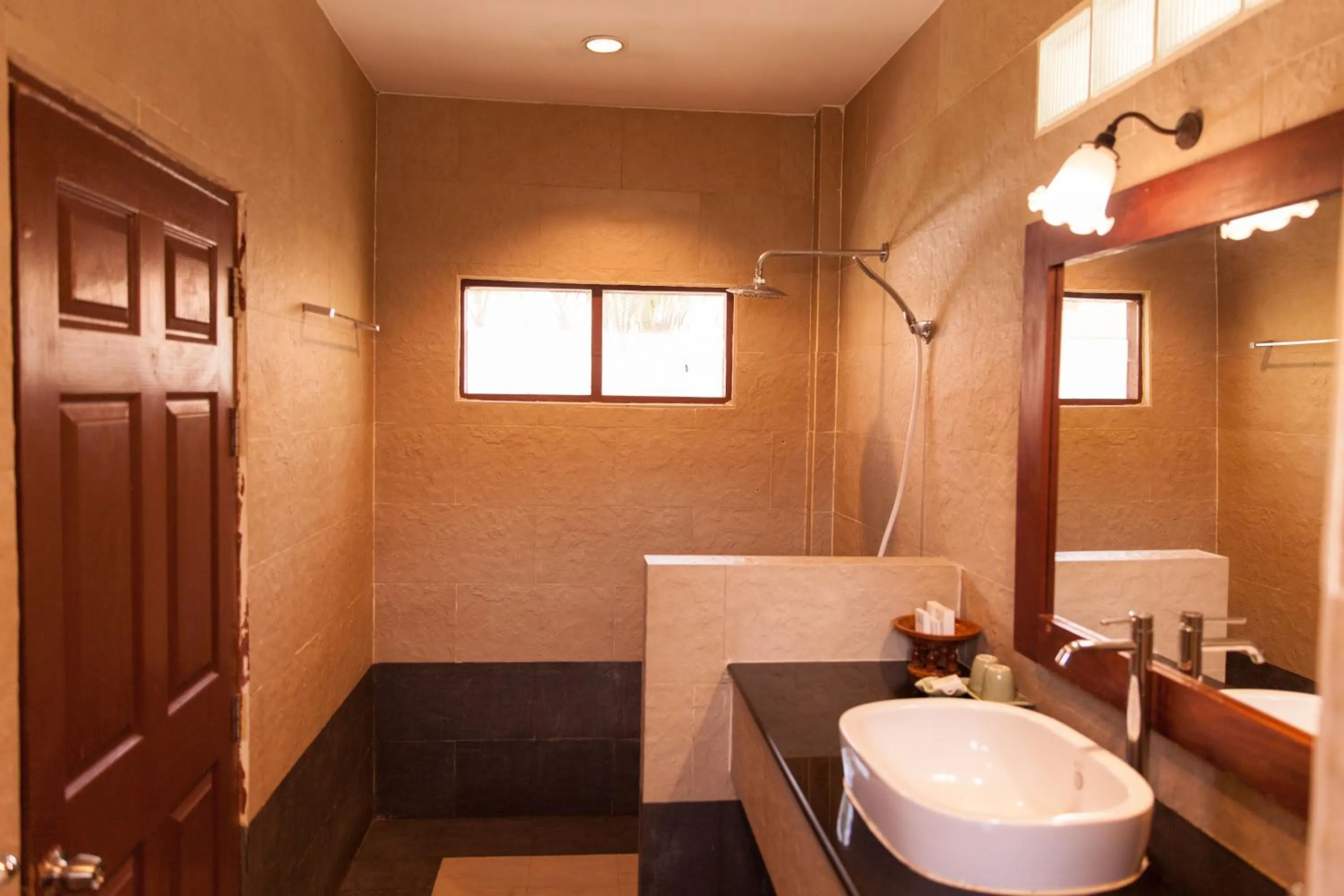 Coco Palm Beach Resort - SHA Extra Plus