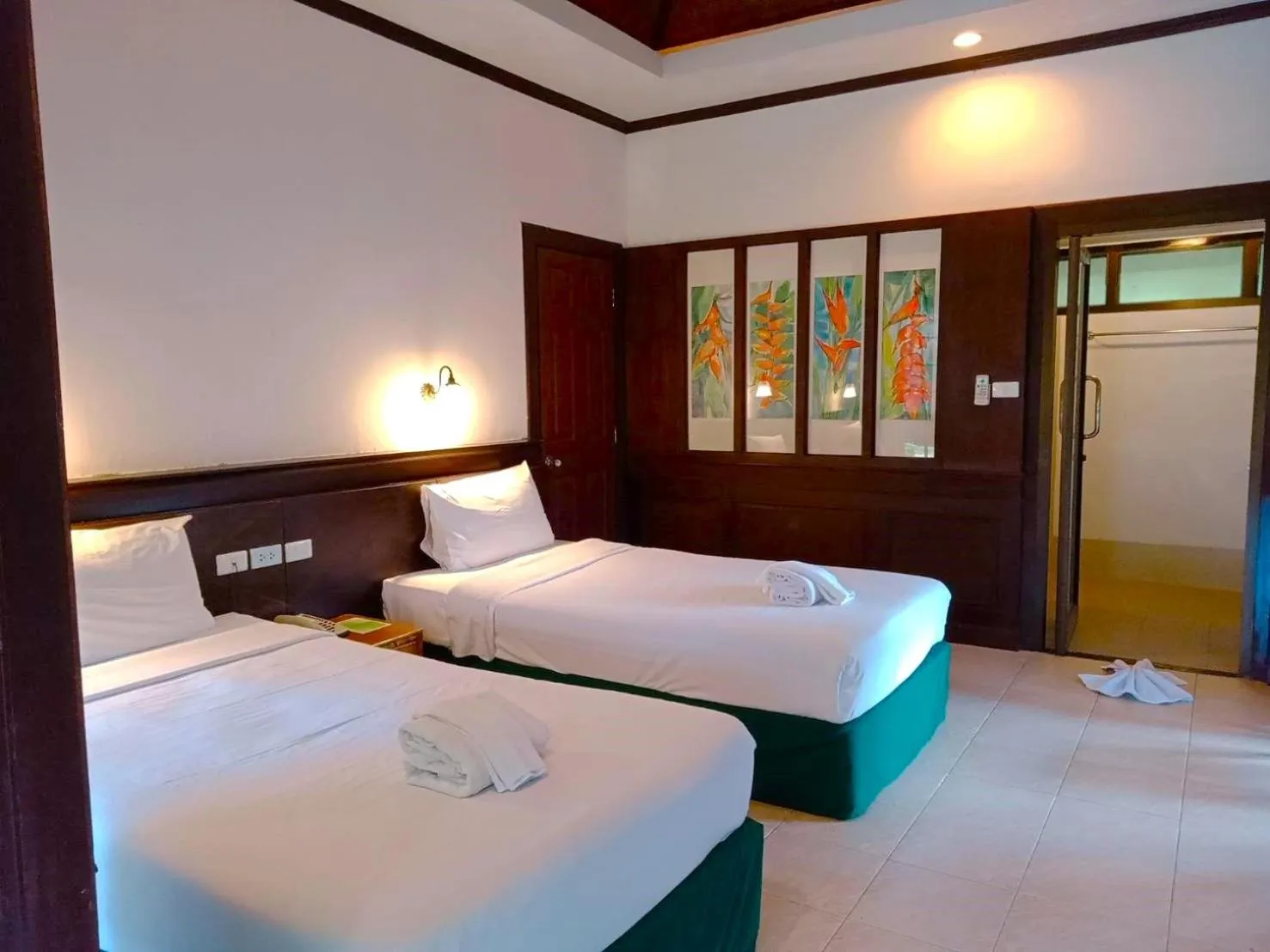 Bed in Coco Palm Beach Resort - SHA Extra Plus