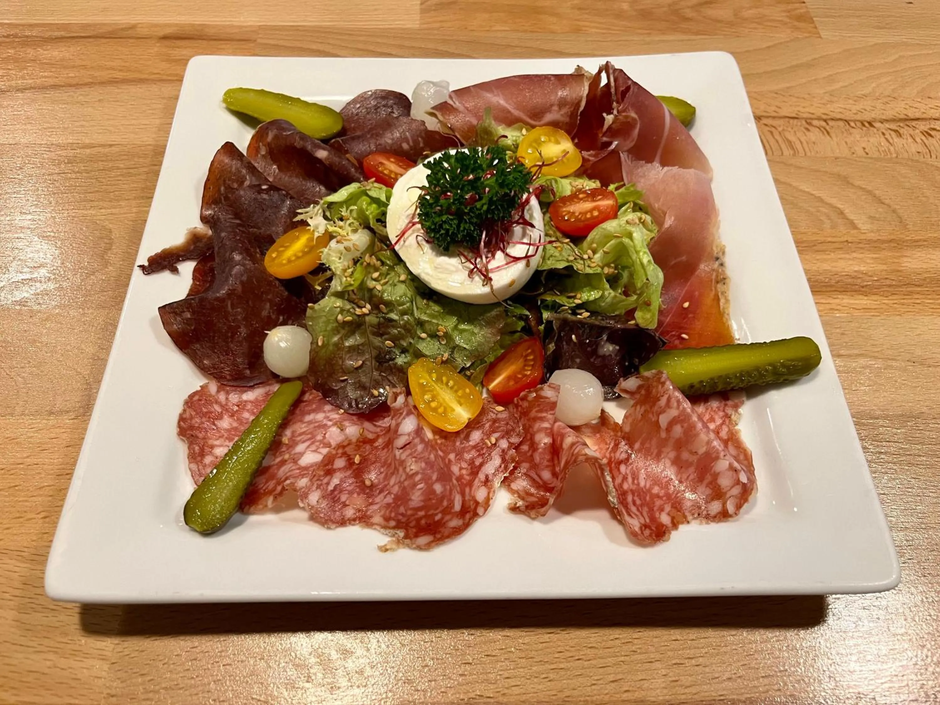 Restaurant/places to eat in Hotel Restaurant Le Clos