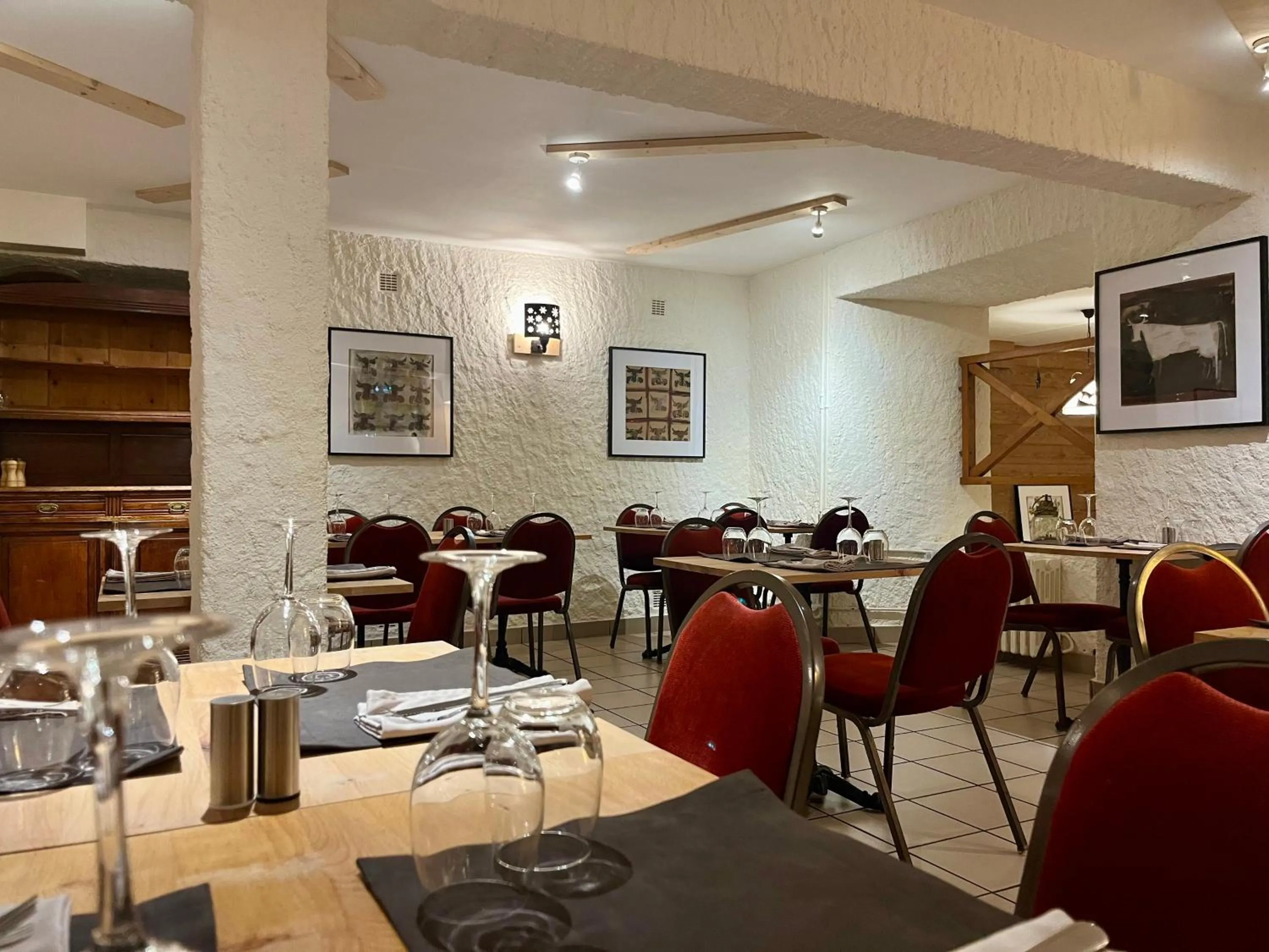 Restaurant/places to eat in Hotel Restaurant Le Clos