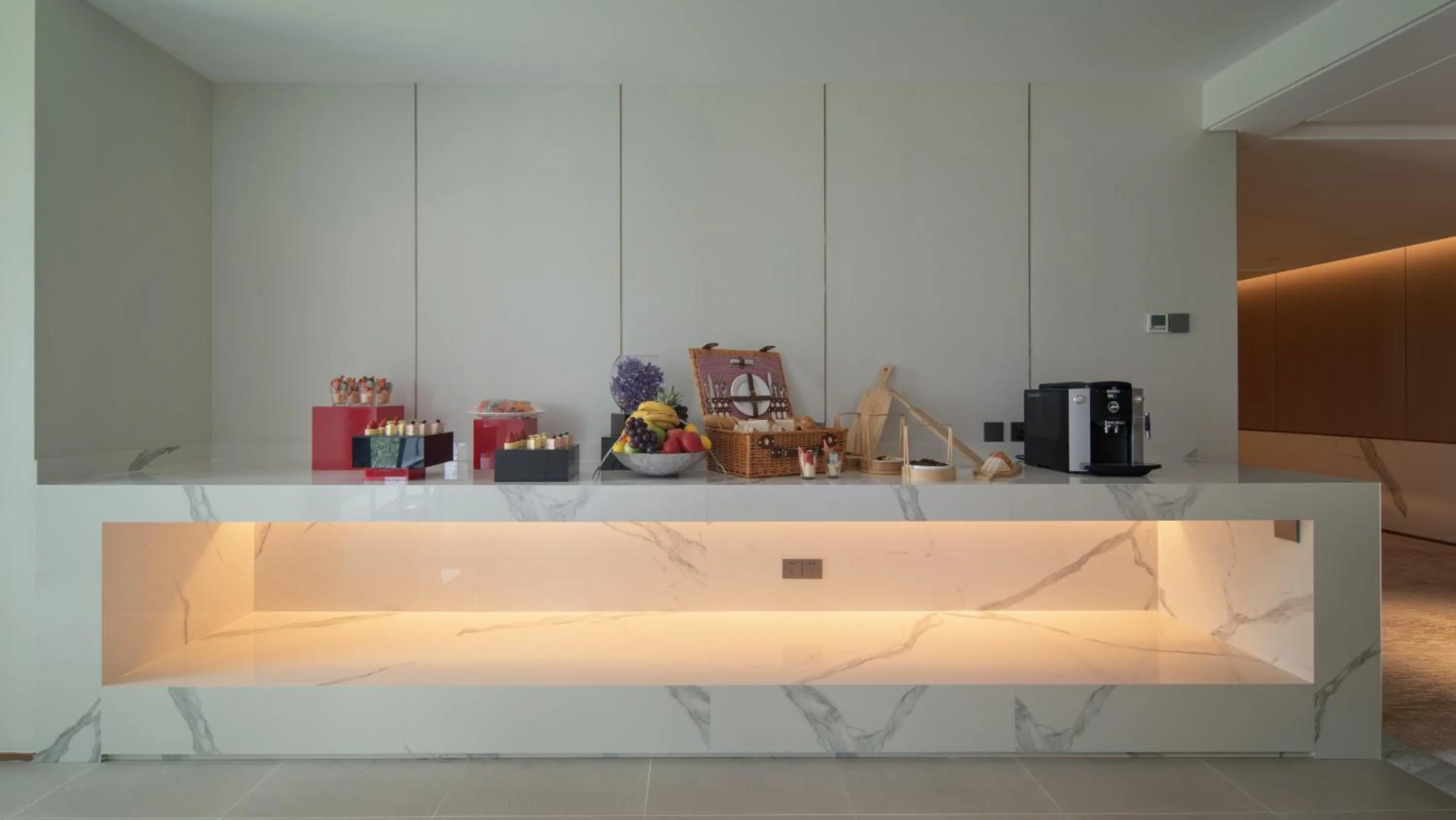 Meeting/conference room in Holiday Inn Beijing Focus Square by IHG