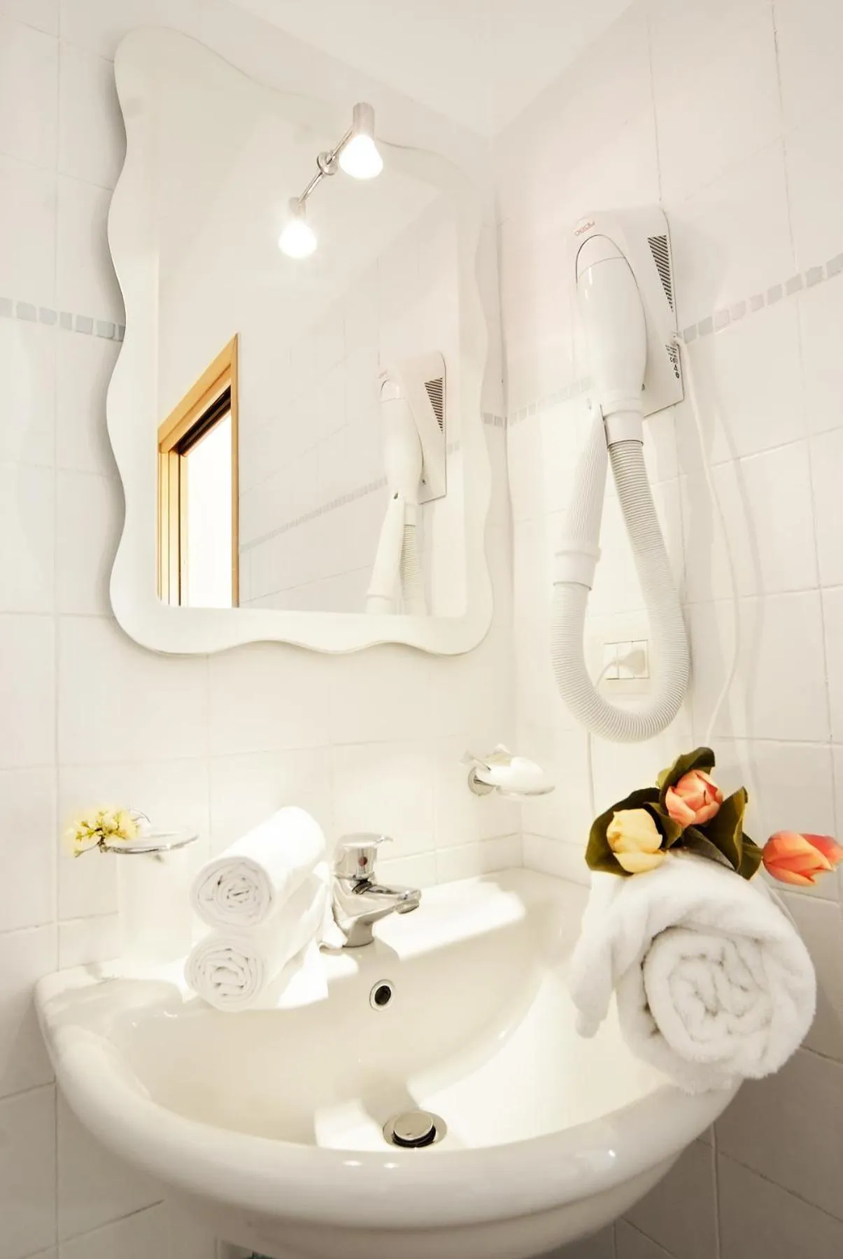 Bathroom in Hotel Donatella