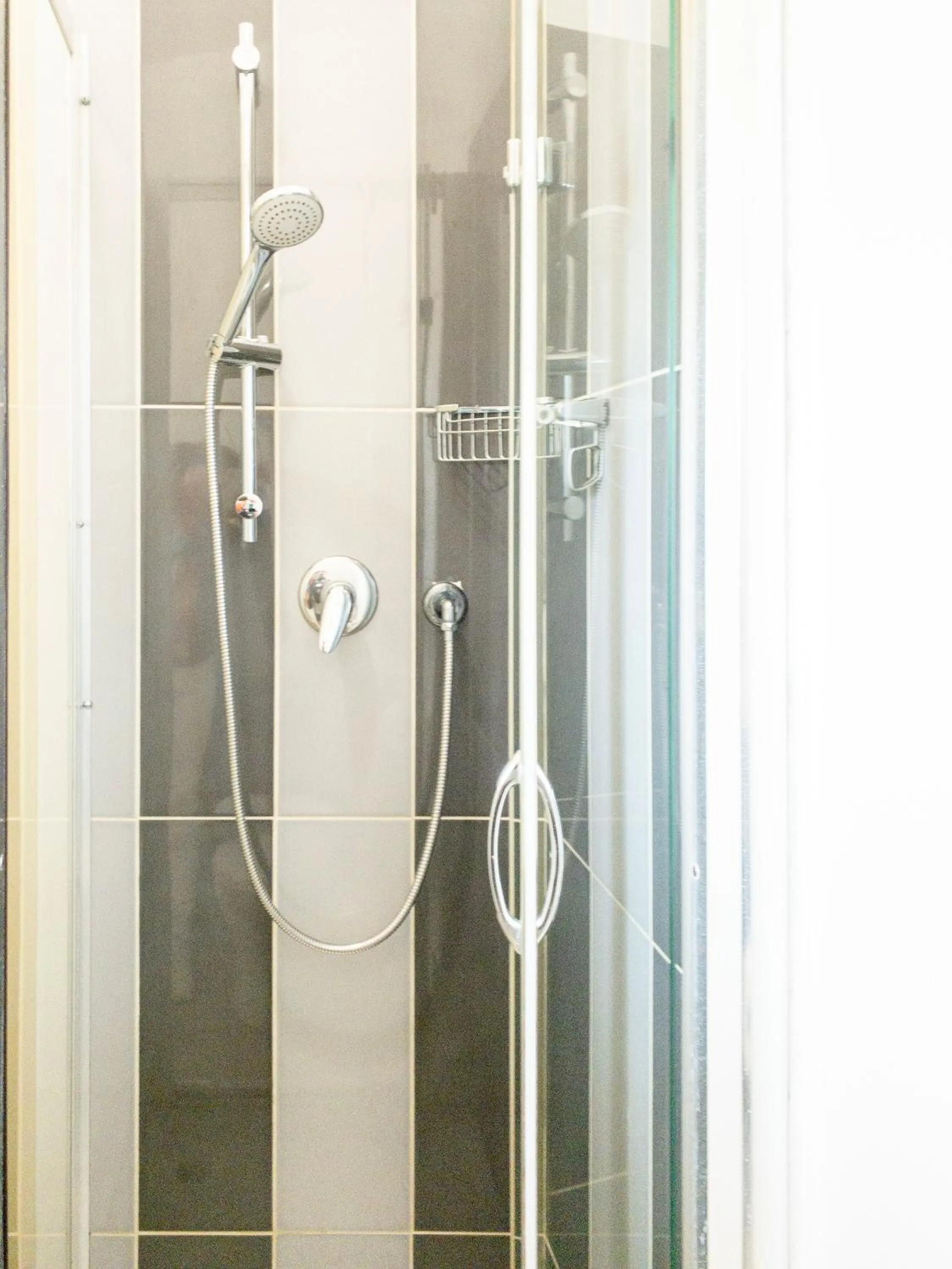 Shower in Hotel Donatella