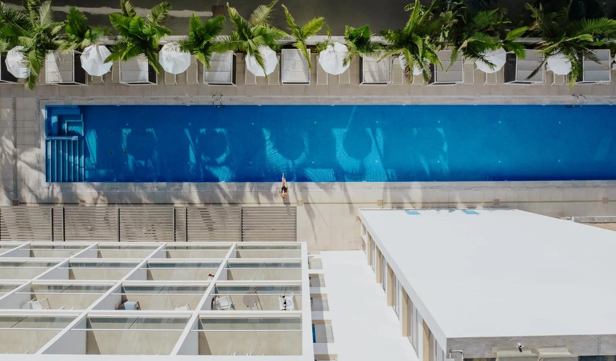 Swimming pool in Seasons Hotel (Adults Only)