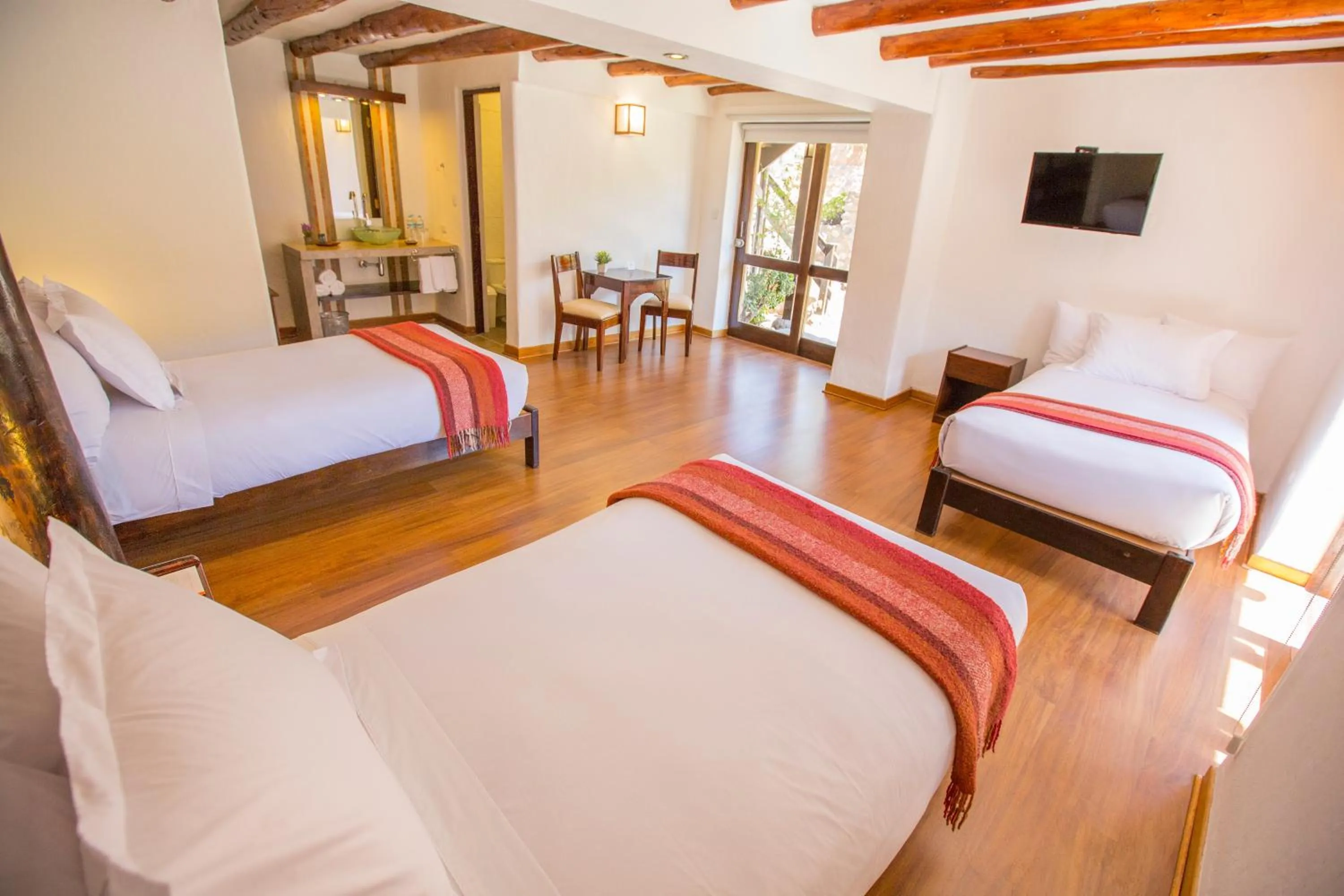 Bed in Tierra Viva Valle Sagrado Hotel