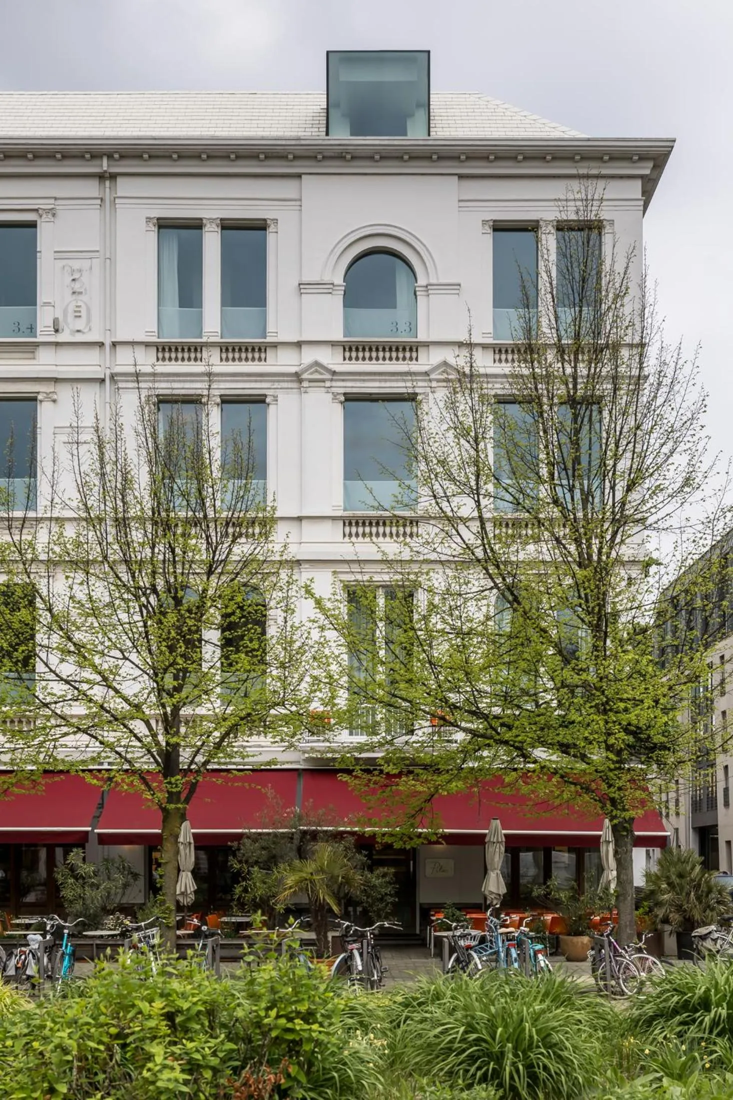 Property building in Hotel Pilar