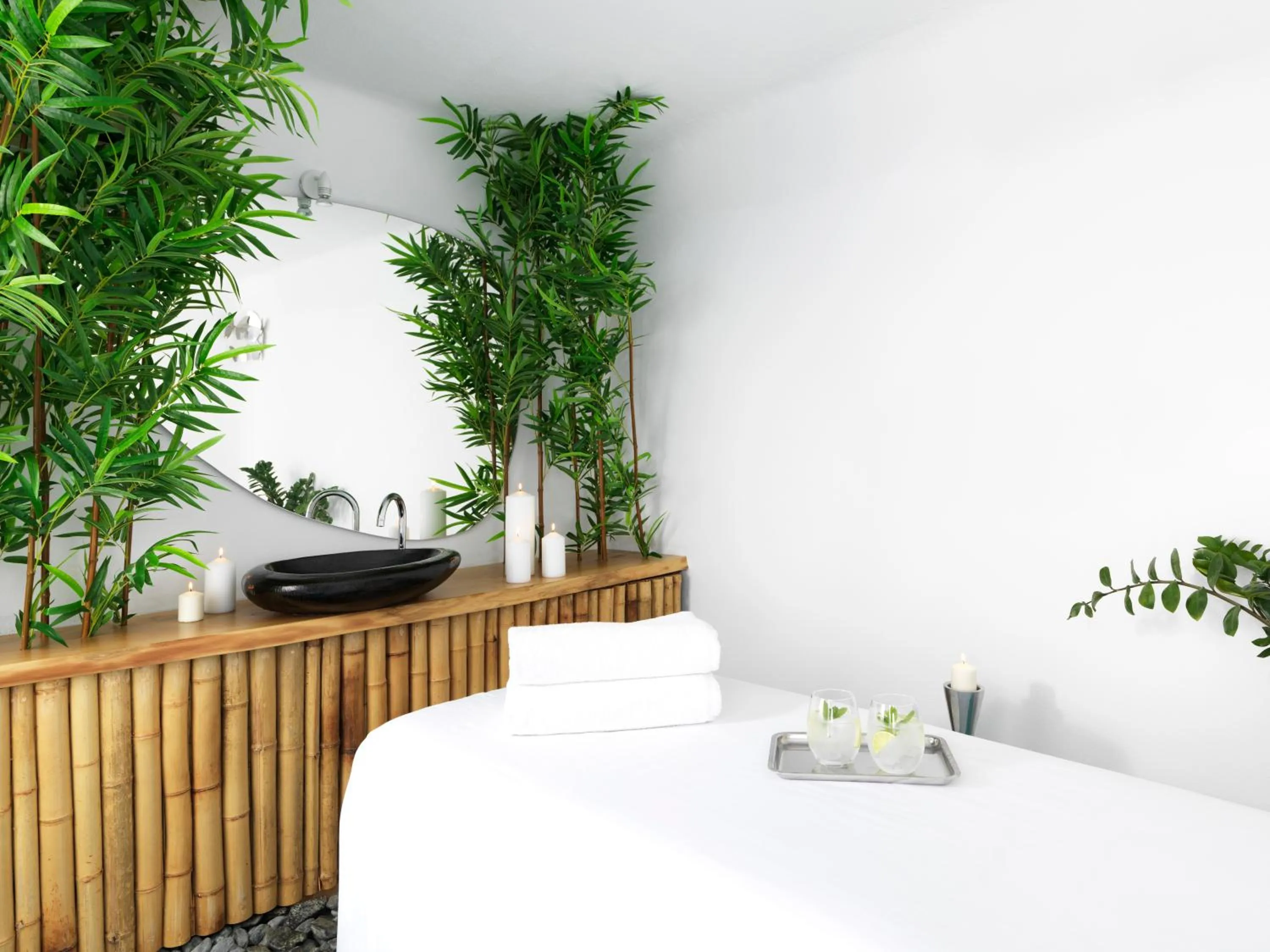 Massage, Bed in Astra Suites