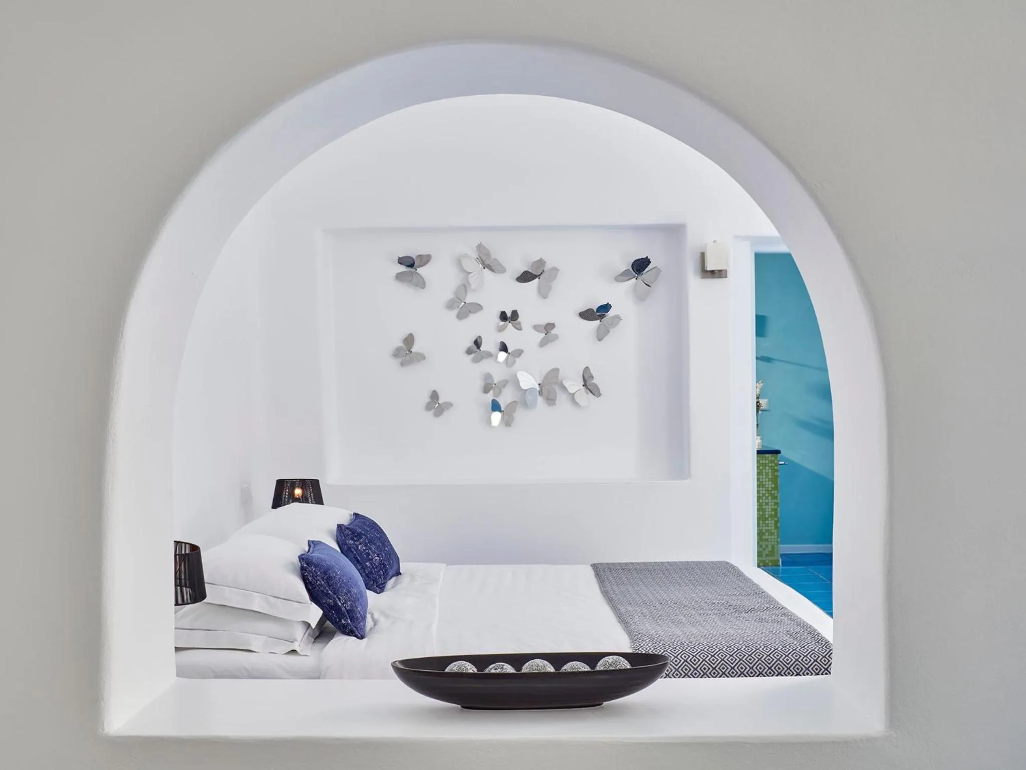 Photo of the whole room in Astra Suites