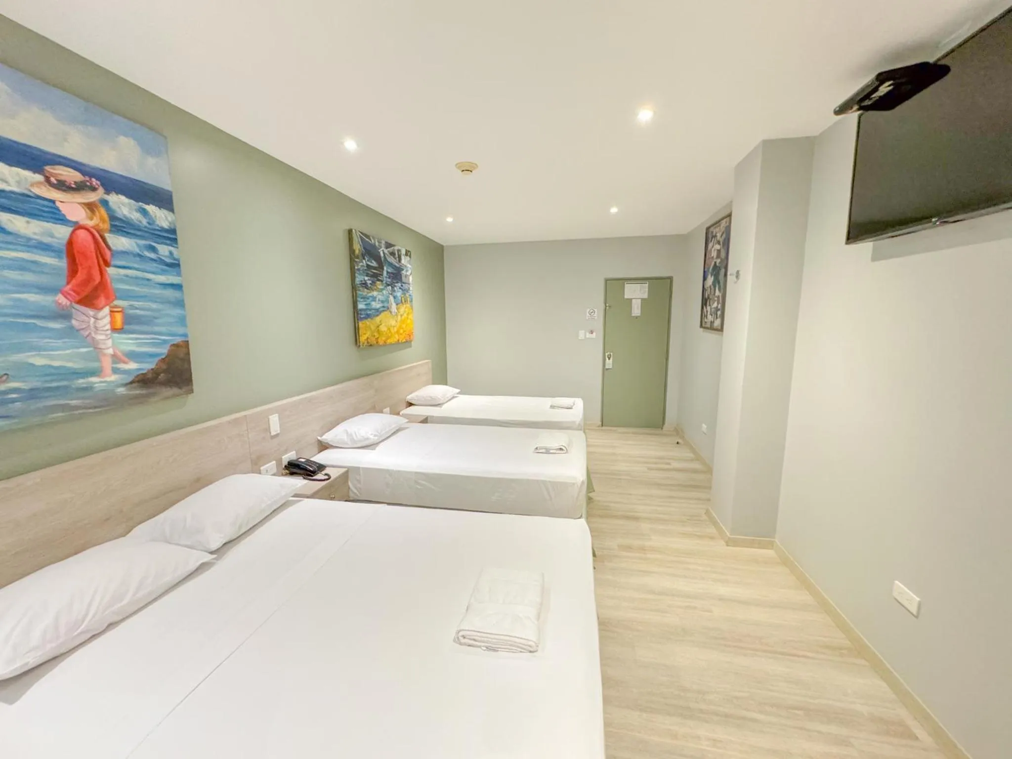 Bedroom, Bed in GH Sander Hotel