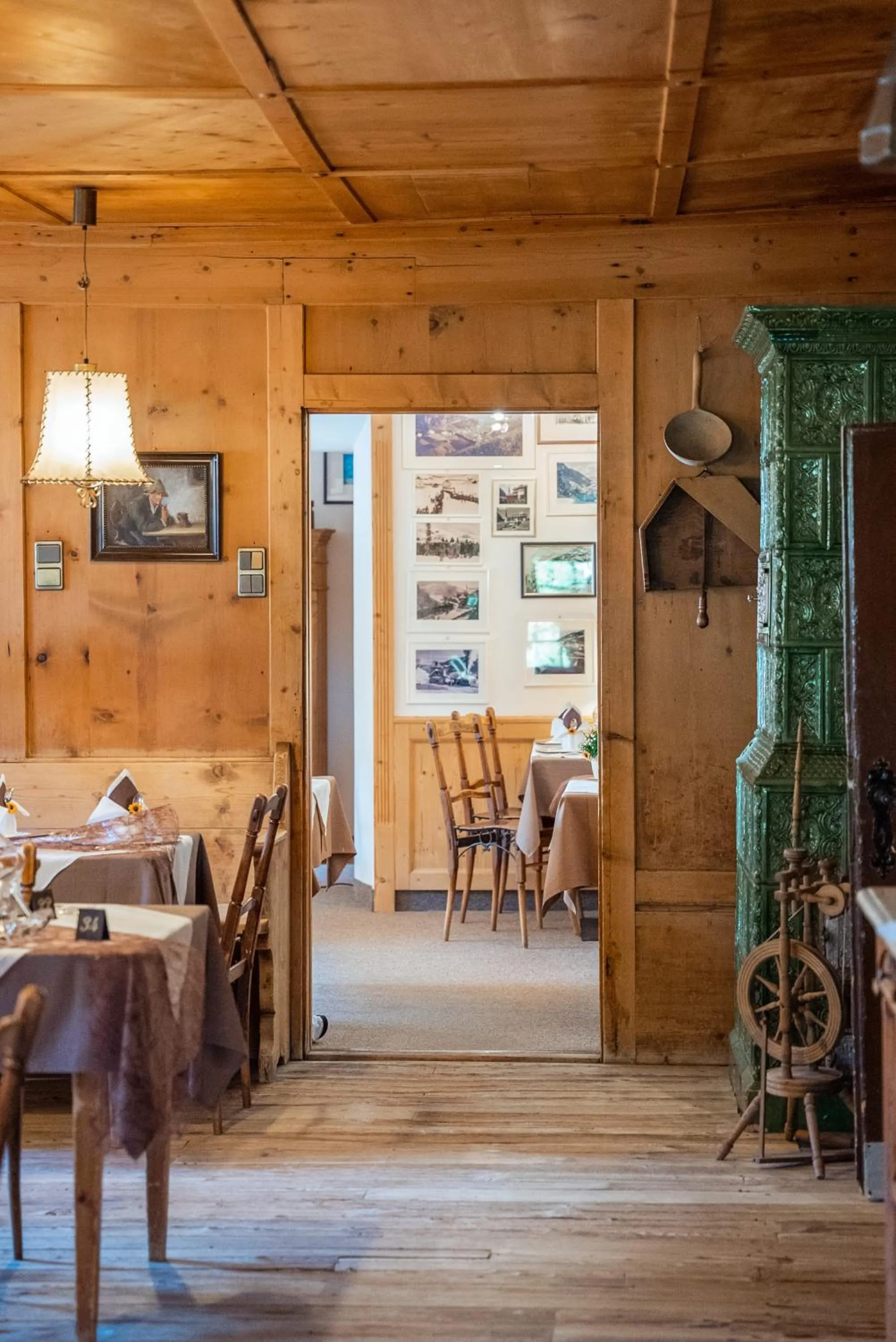 Restaurant/places to eat in Charme Hotel Uridl