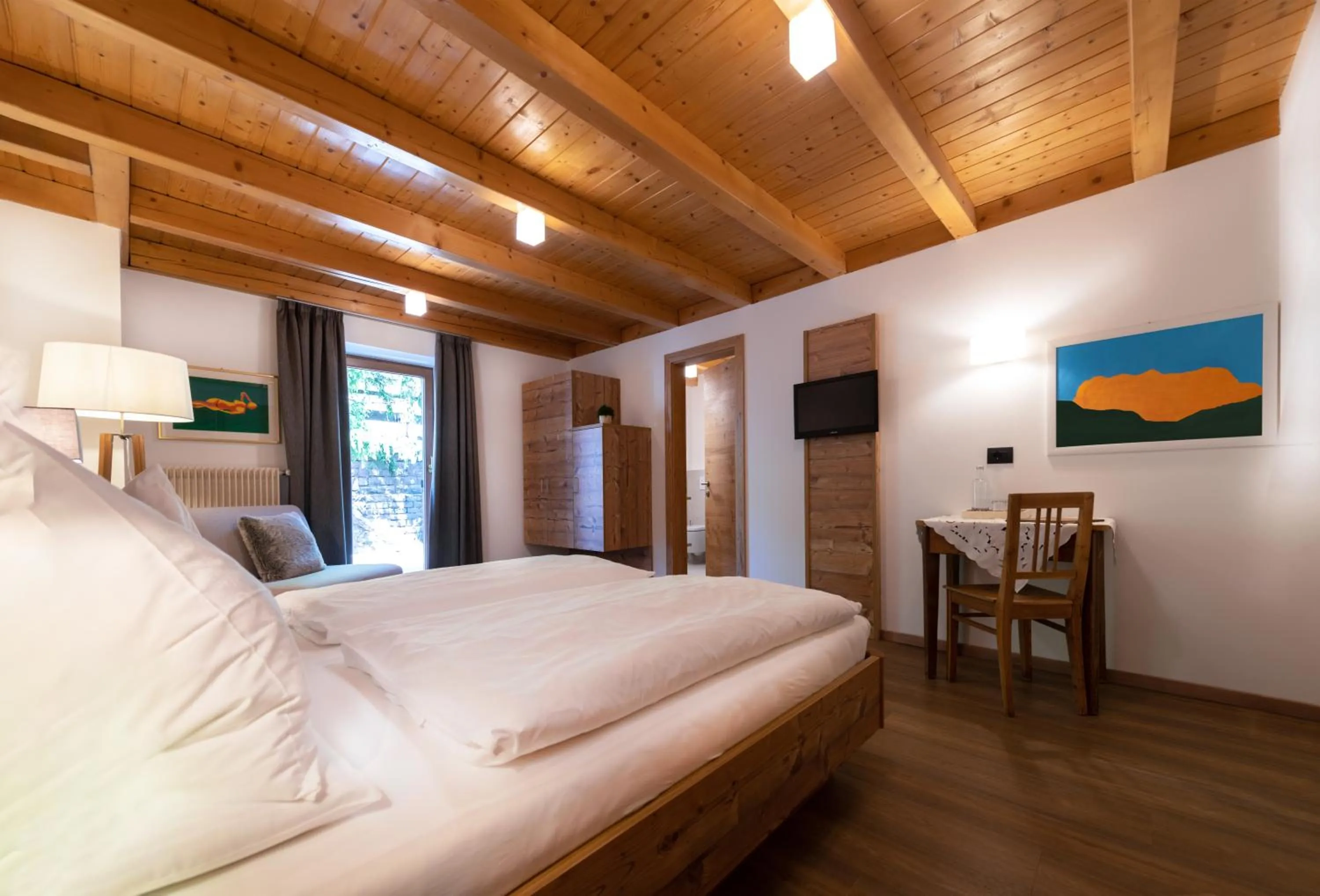 Balcony/Terrace, Bed in Charme Hotel Uridl