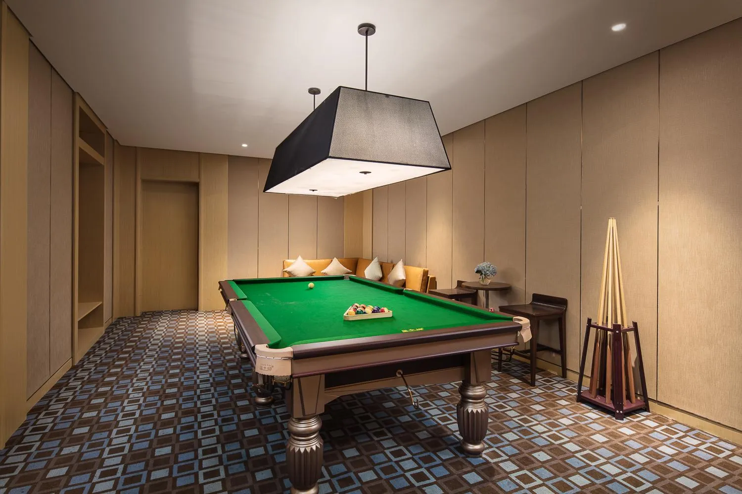 Property building in Somerset Baitang Suzhou