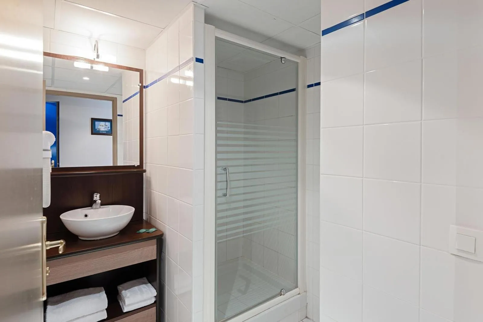 Shower in Appart'City Classic Montelimar
