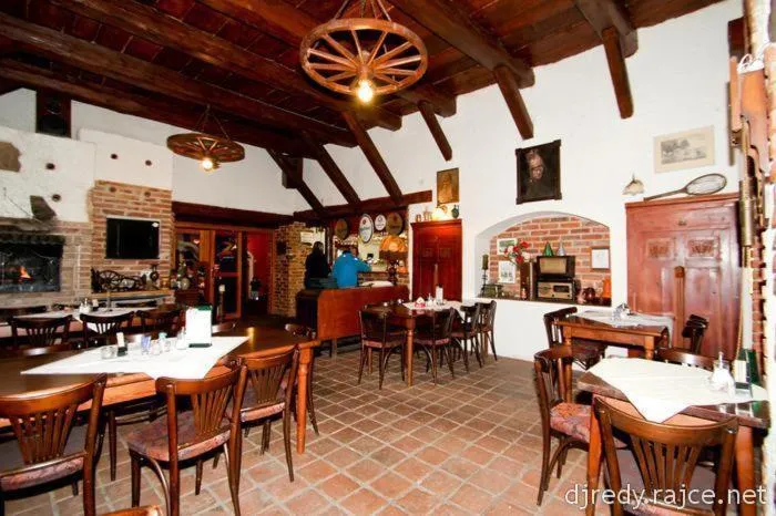 Restaurant/places to eat in Hotel Sokolský Dům