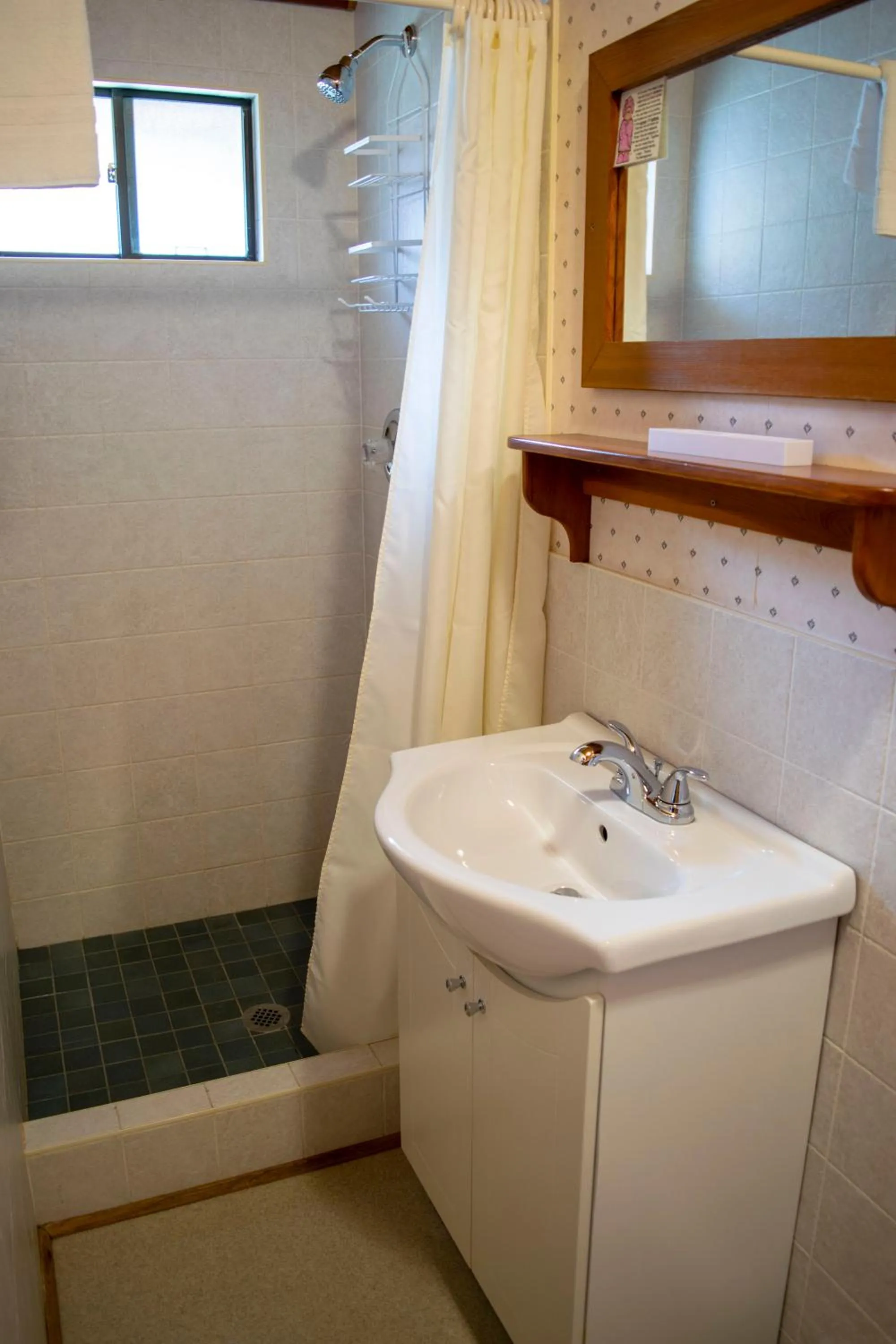 Shower in Crandell Mountain Lodge