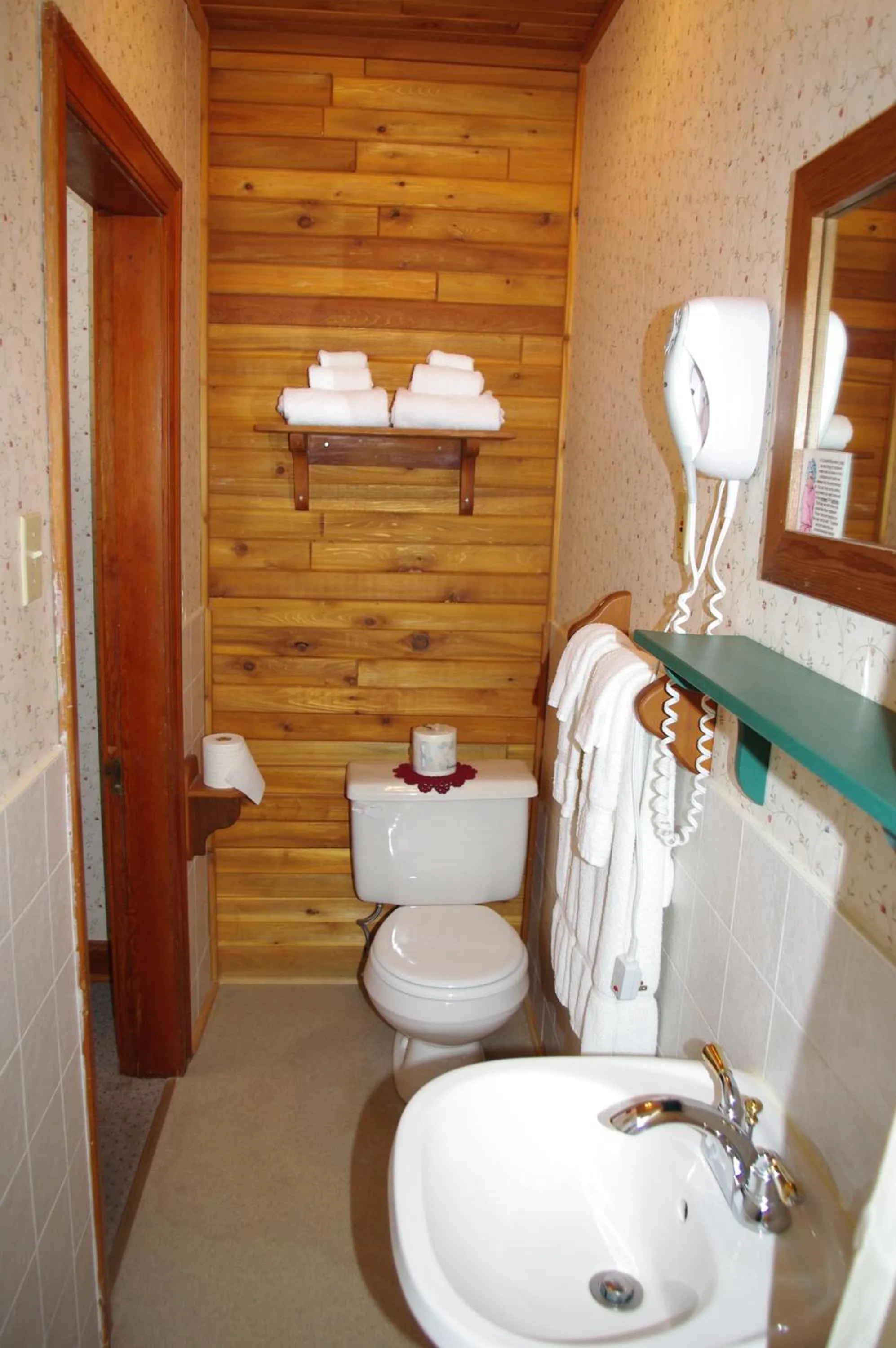 Toilet in Crandell Mountain Lodge