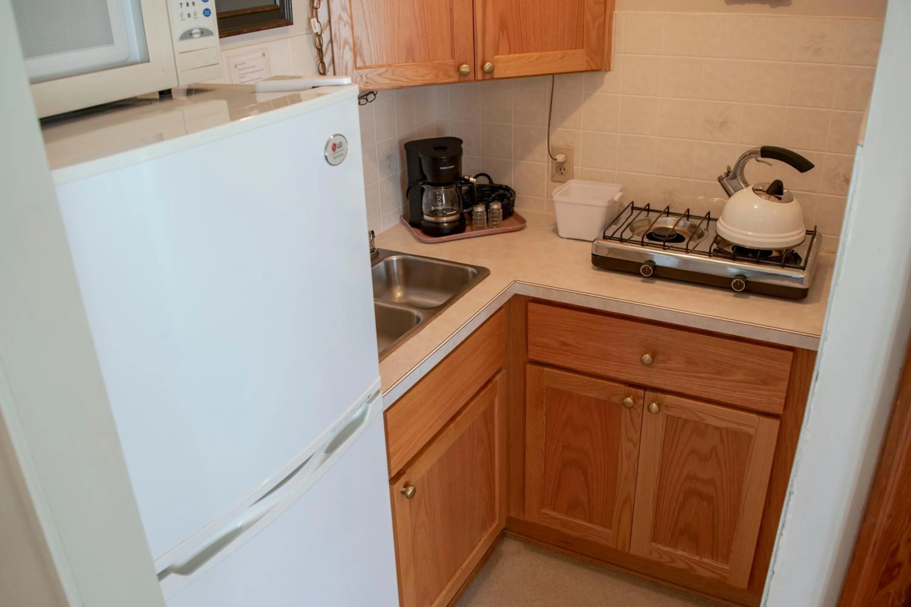 Kitchen or kitchenette in Crandell Mountain Lodge