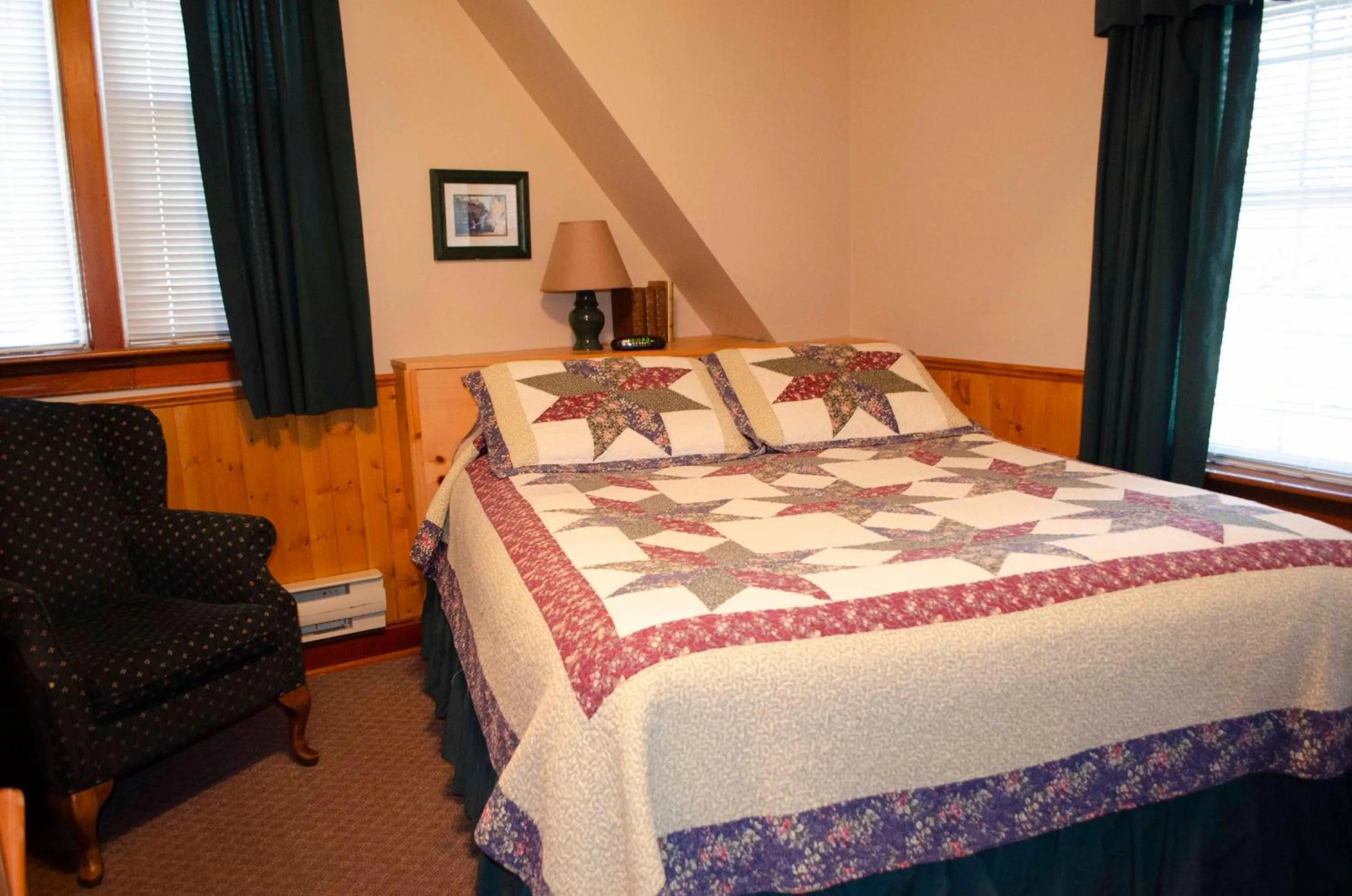 Bed in Crandell Mountain Lodge