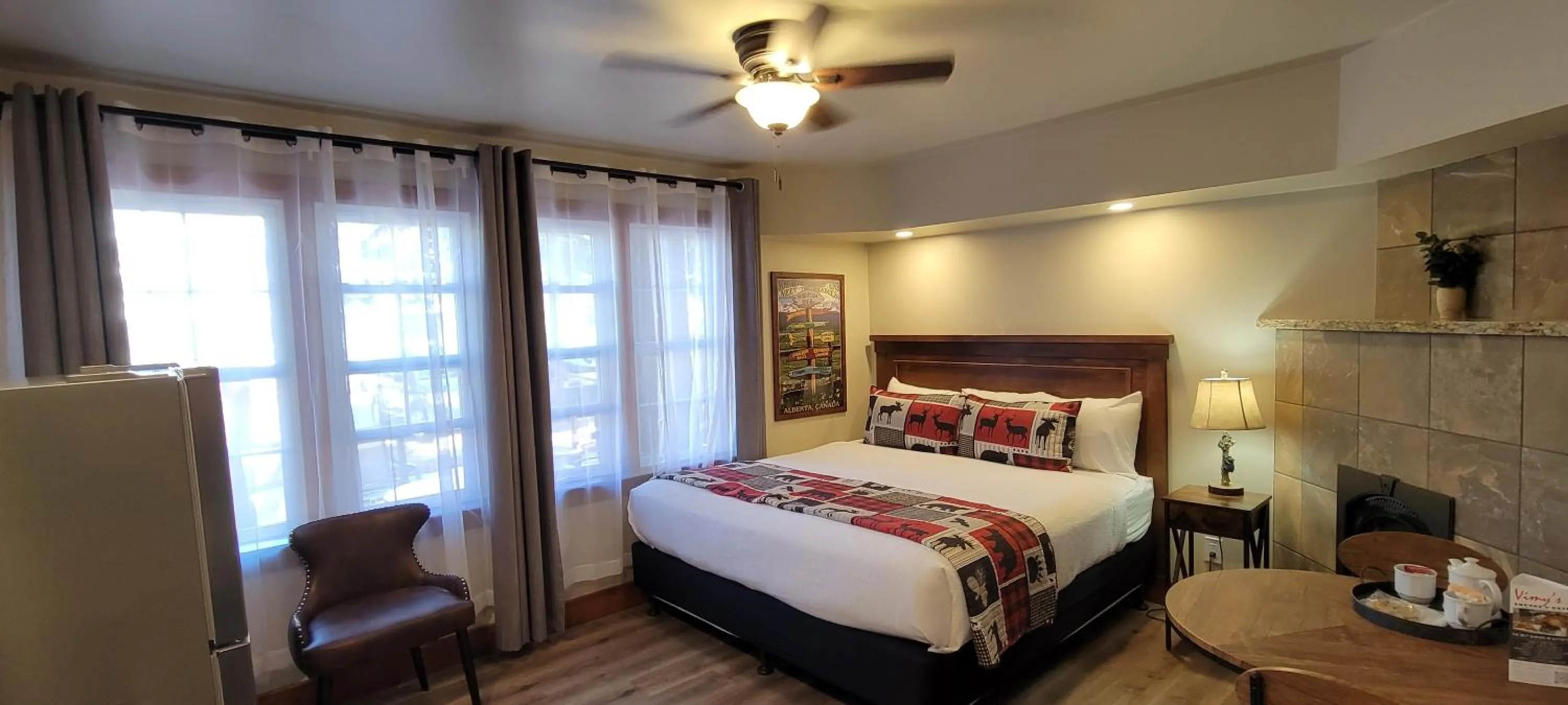 Bed in Crandell Mountain Lodge