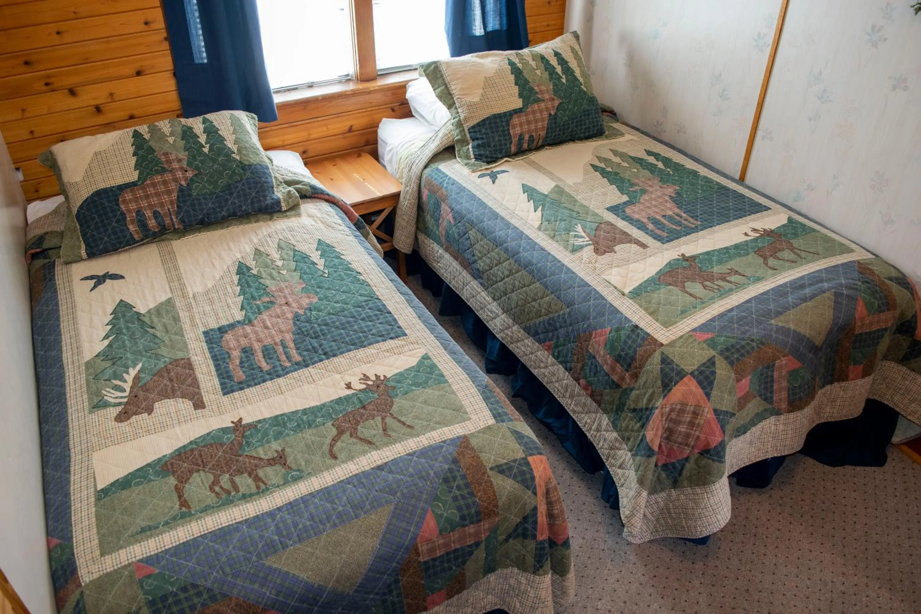 Bed in Crandell Mountain Lodge