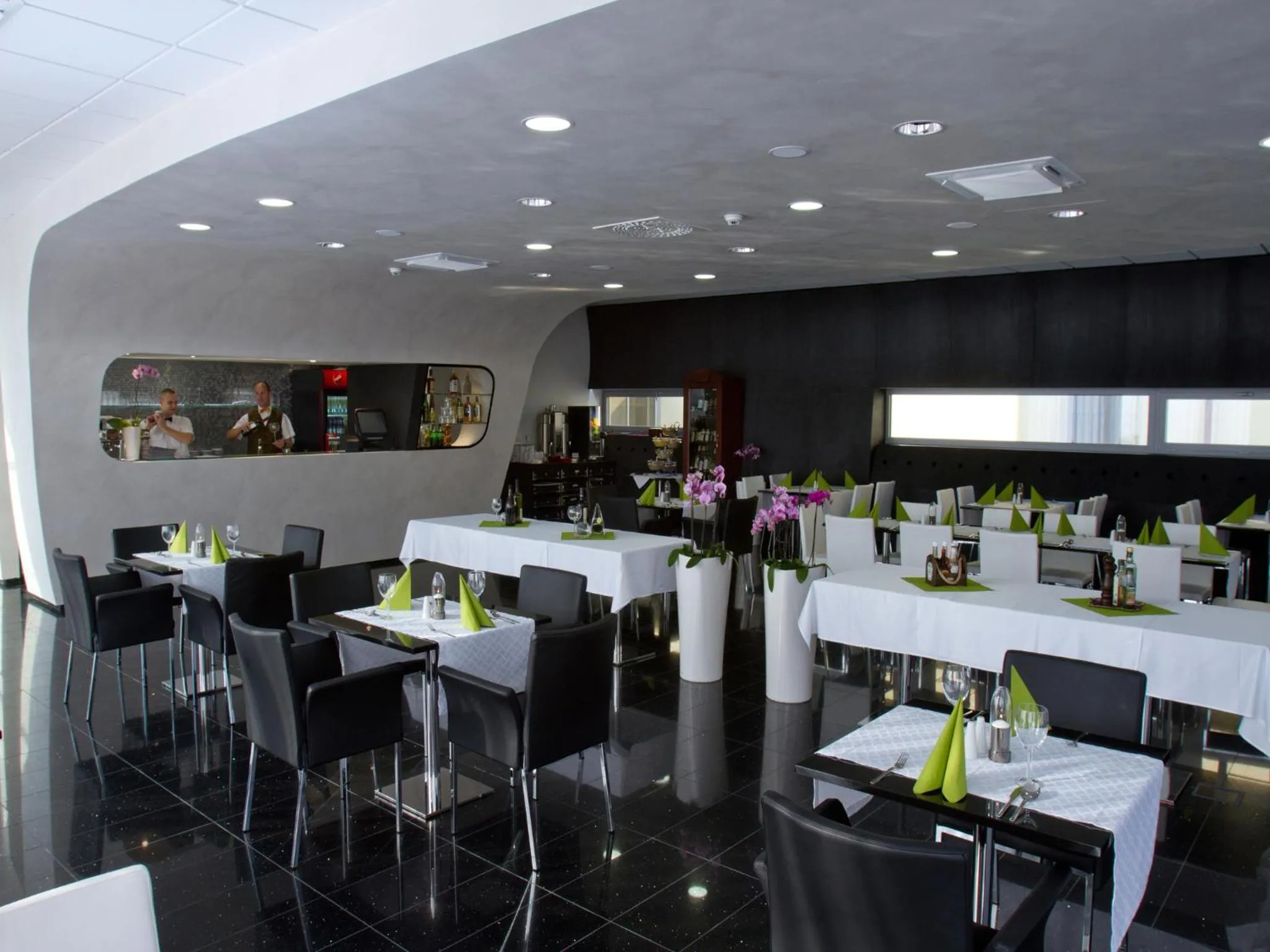 Restaurant/places to eat in EA Hotel Tereziánský dvůr