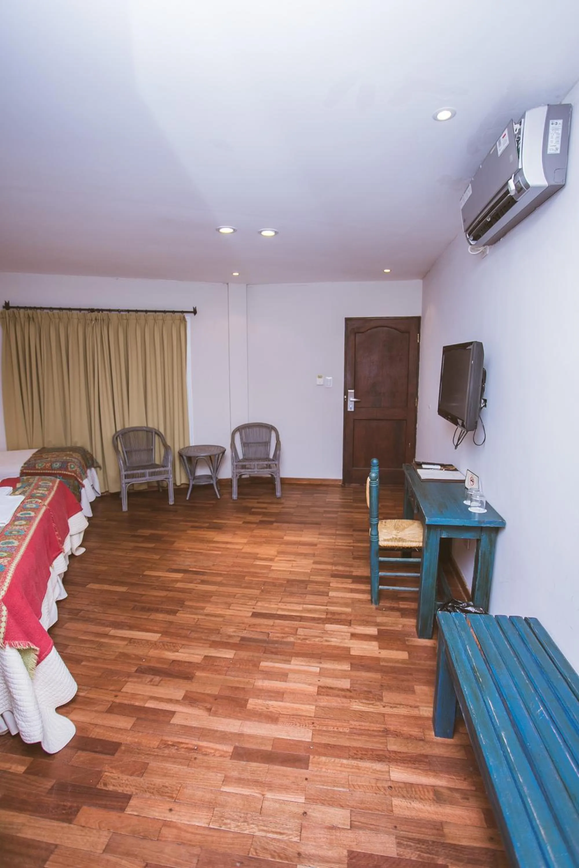 Bed in Río Arriba Suites & Apartments & Restó