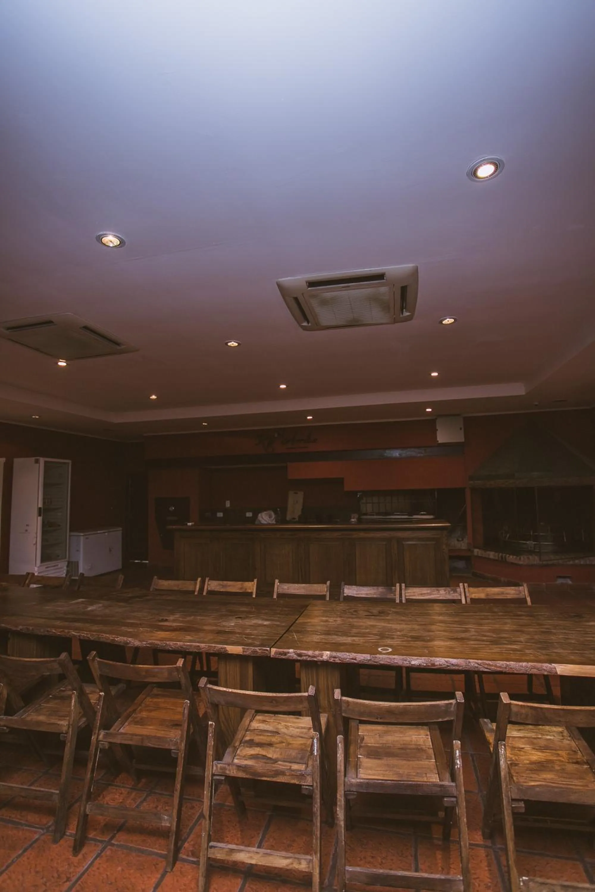 Río Arriba Suites & Apartments & Restó