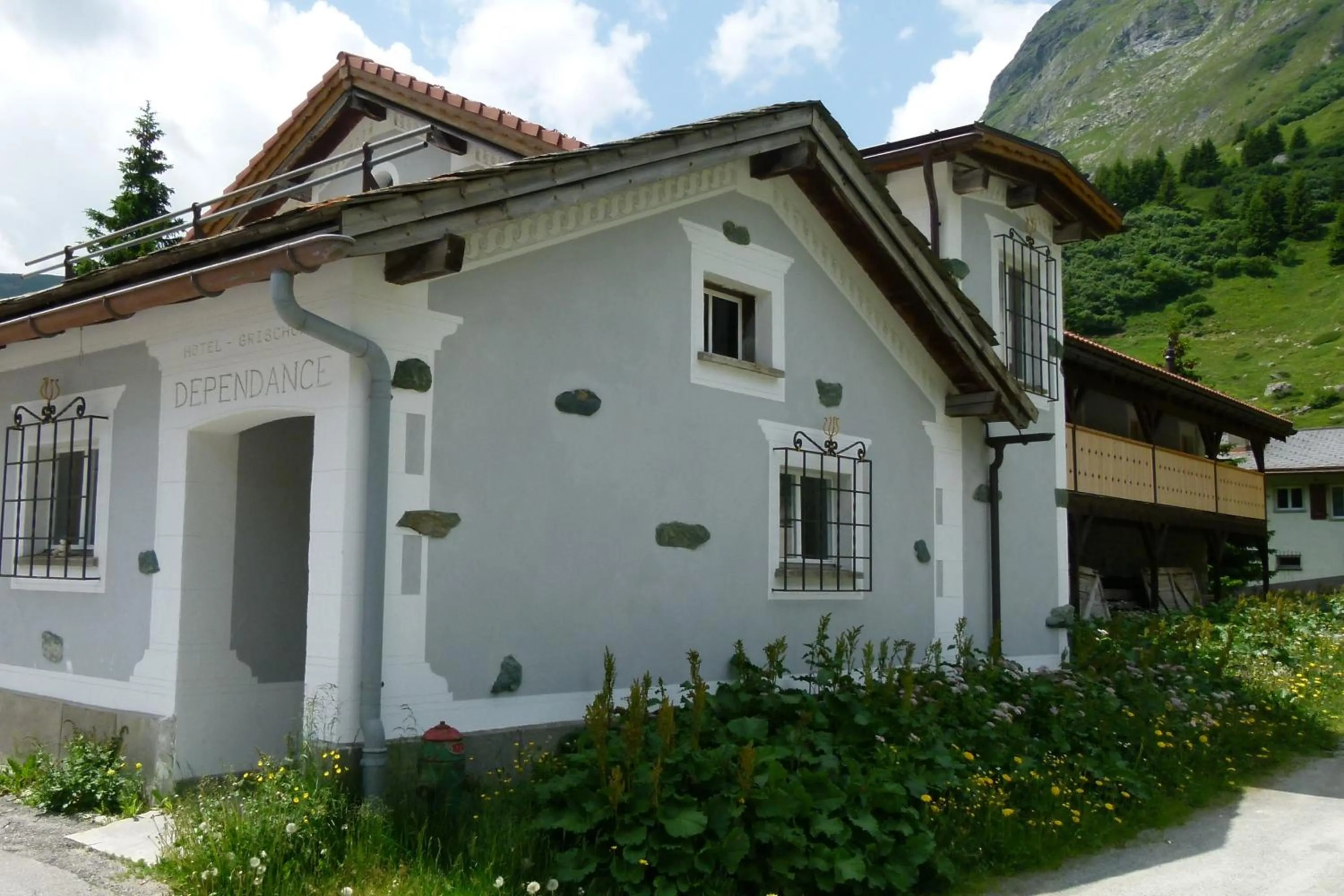 Facade/entrance in Hotel Grischuna