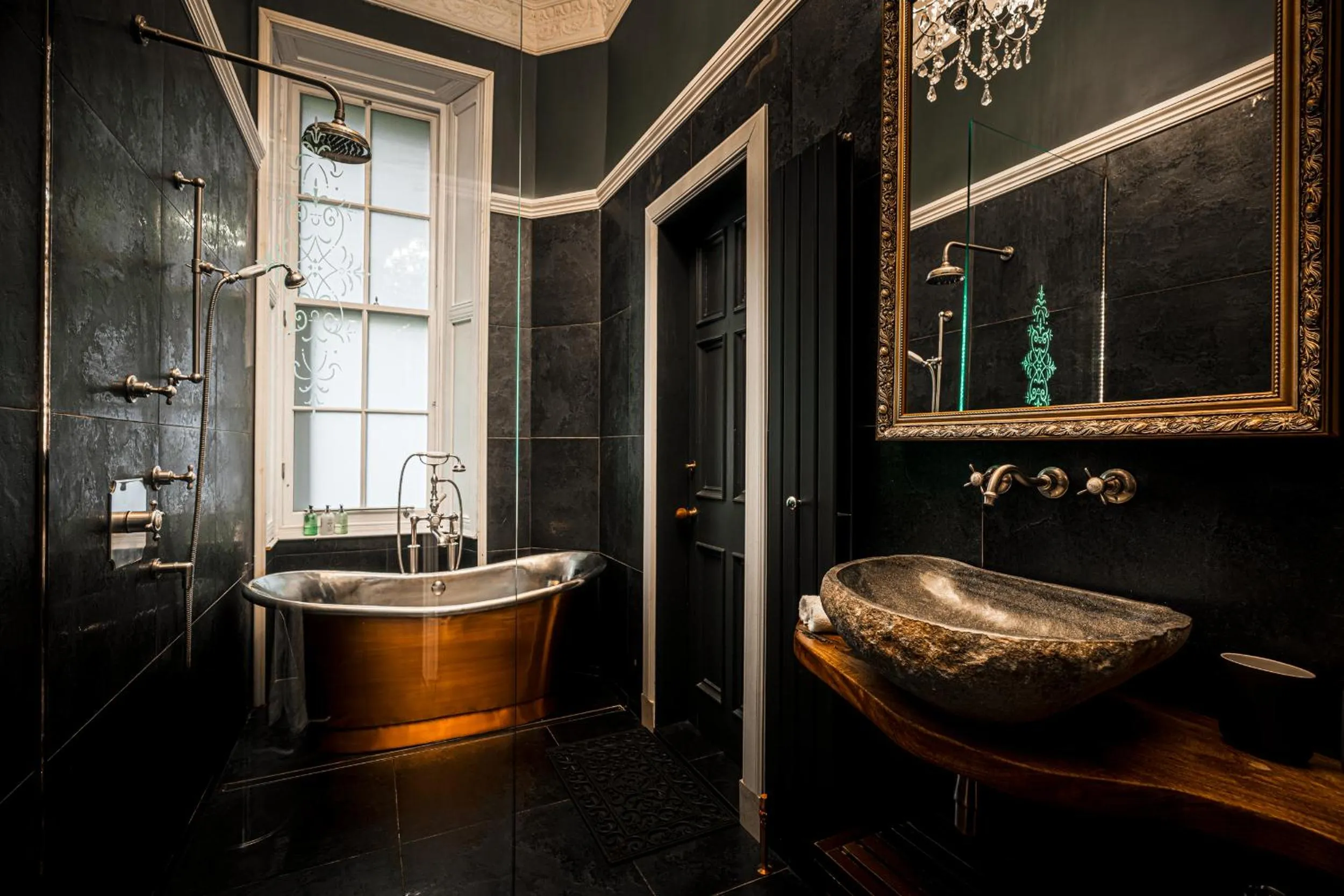 Bathroom in The Alamo Guest House