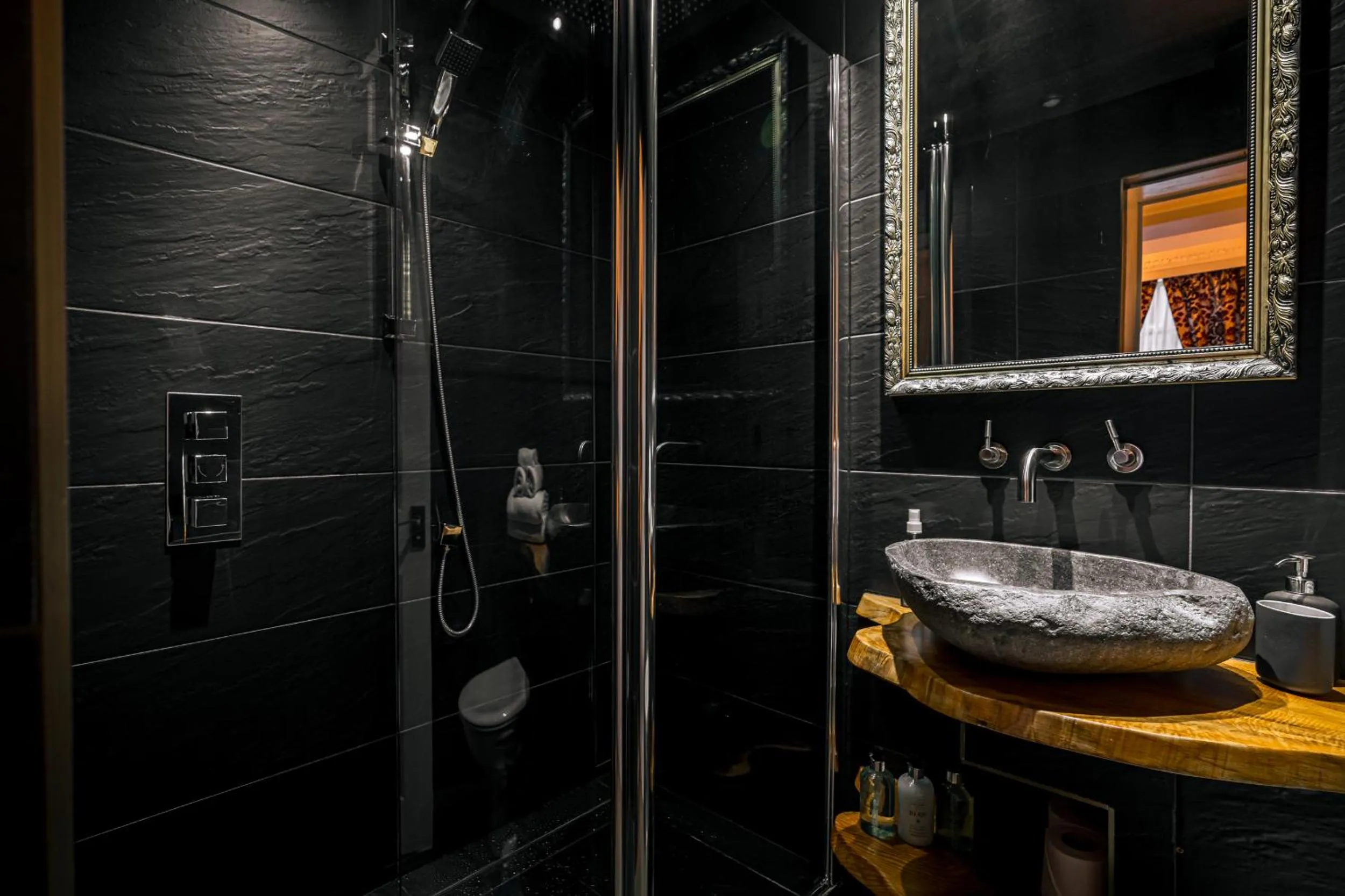 Bathroom in The Alamo Guest House