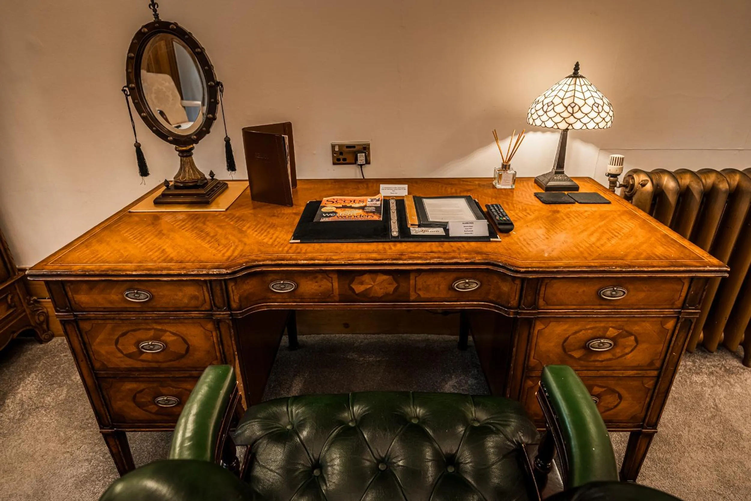 hair dresser in The Alamo Guest House