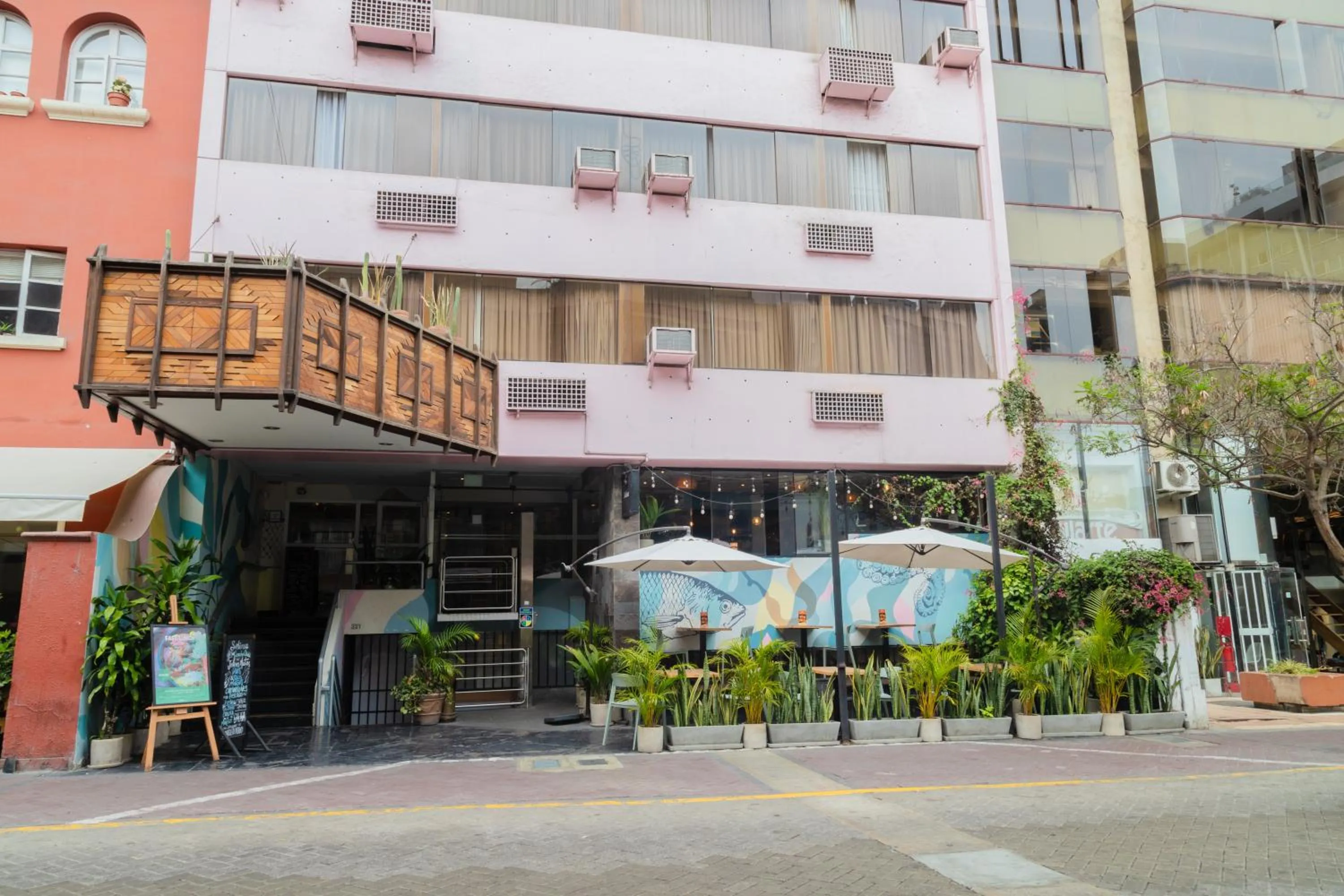 Property building in Selina Posada Miraflores
