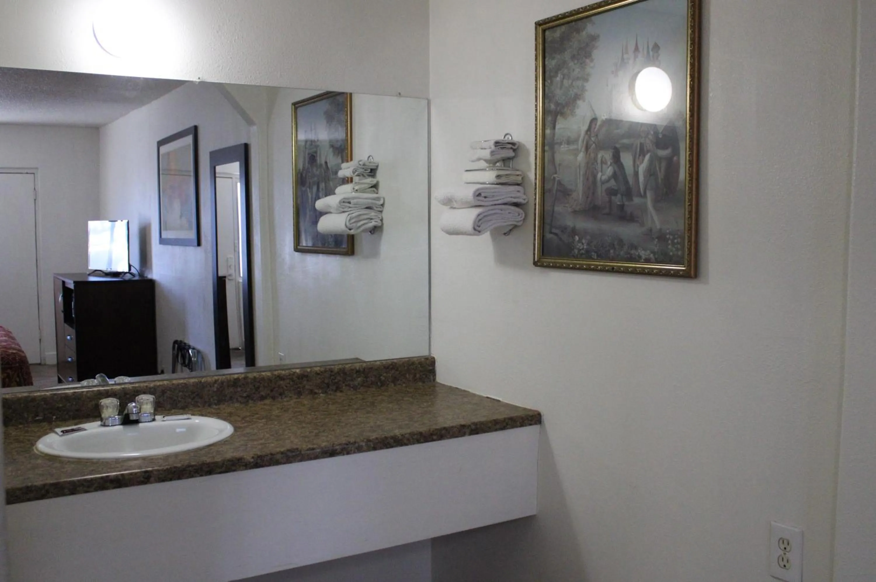 Bathroom in Flagstaff Motel