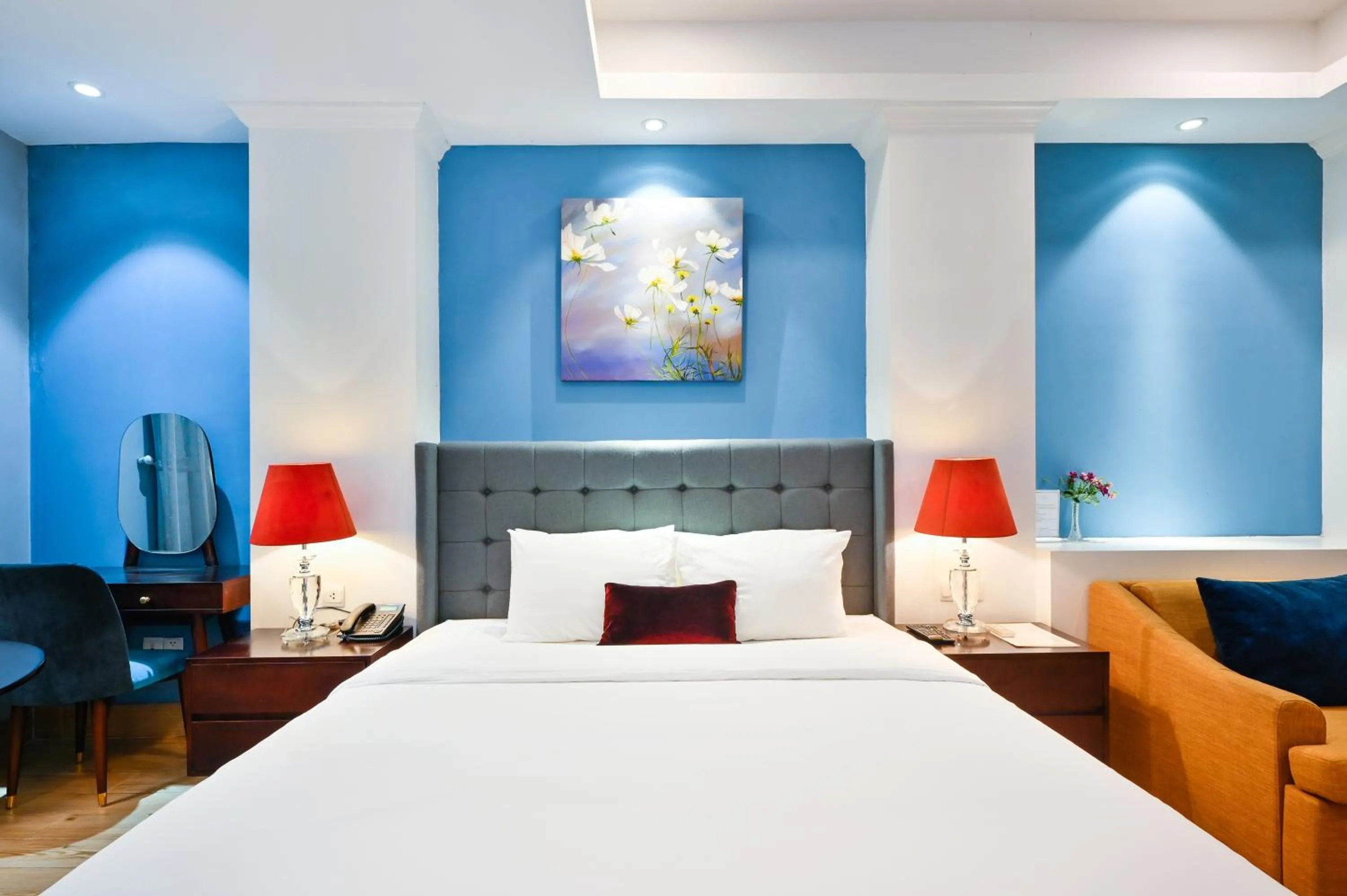 Bed in Sam Royal Apartment