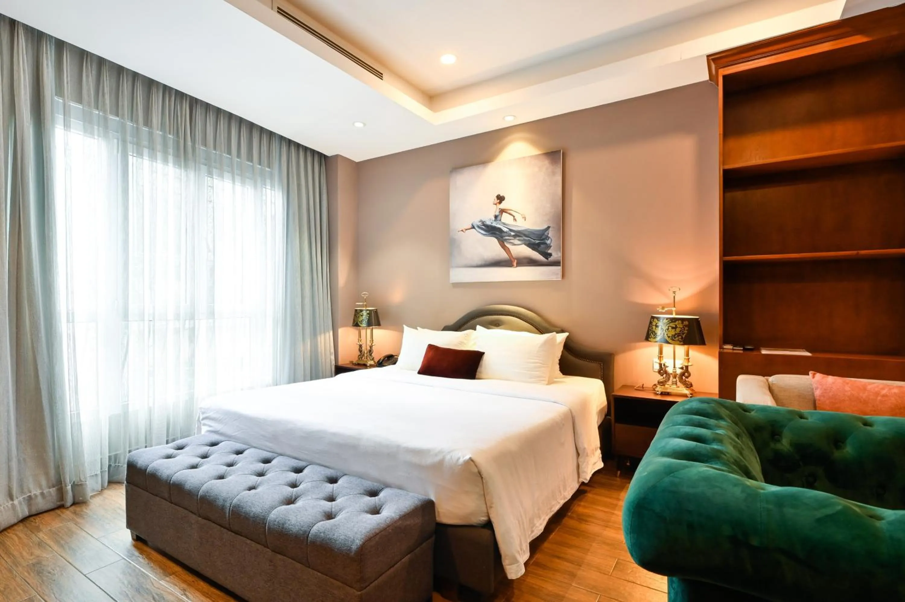 Bed in Sam Royal Apartment