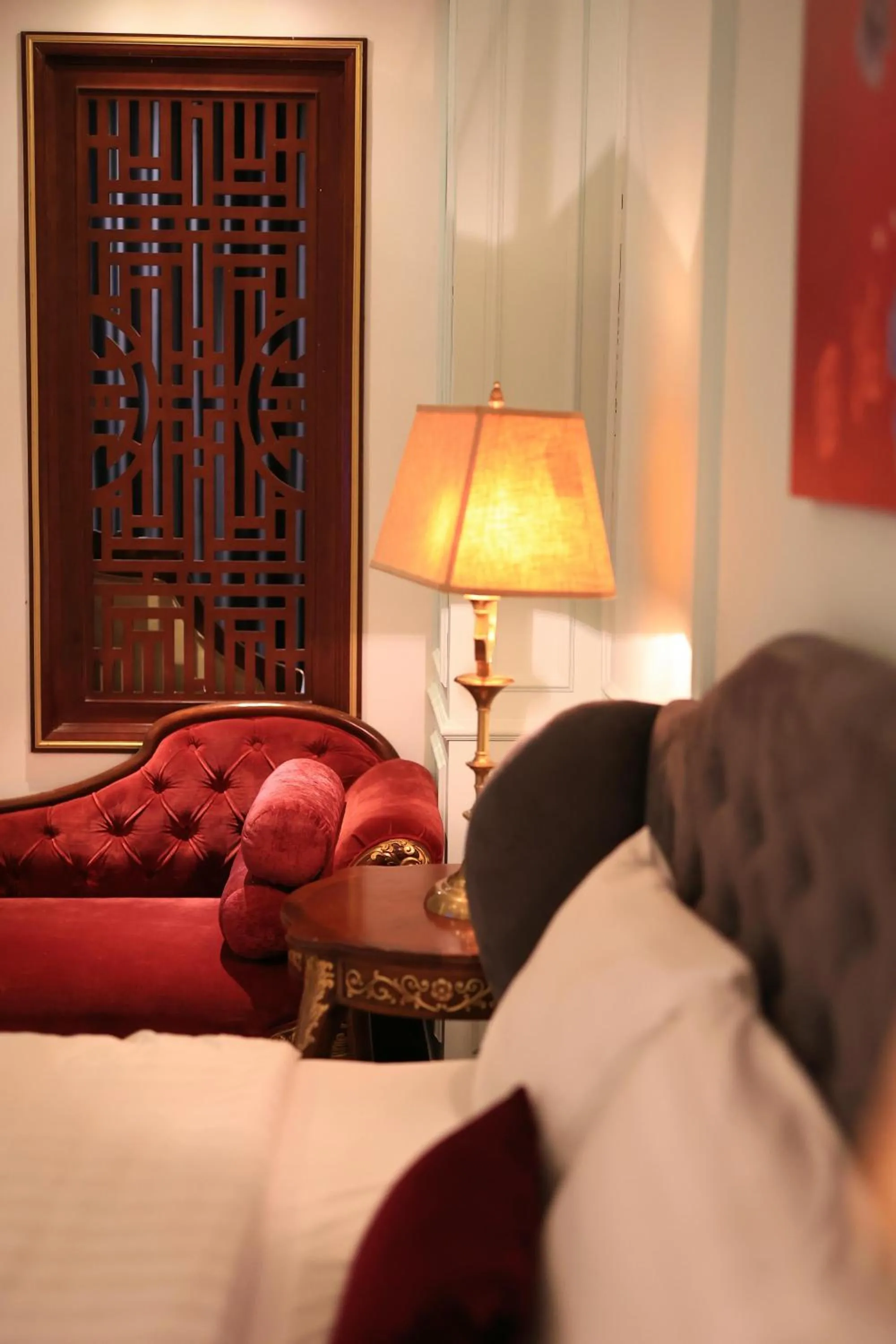 Bed in Sam Royal Apartment