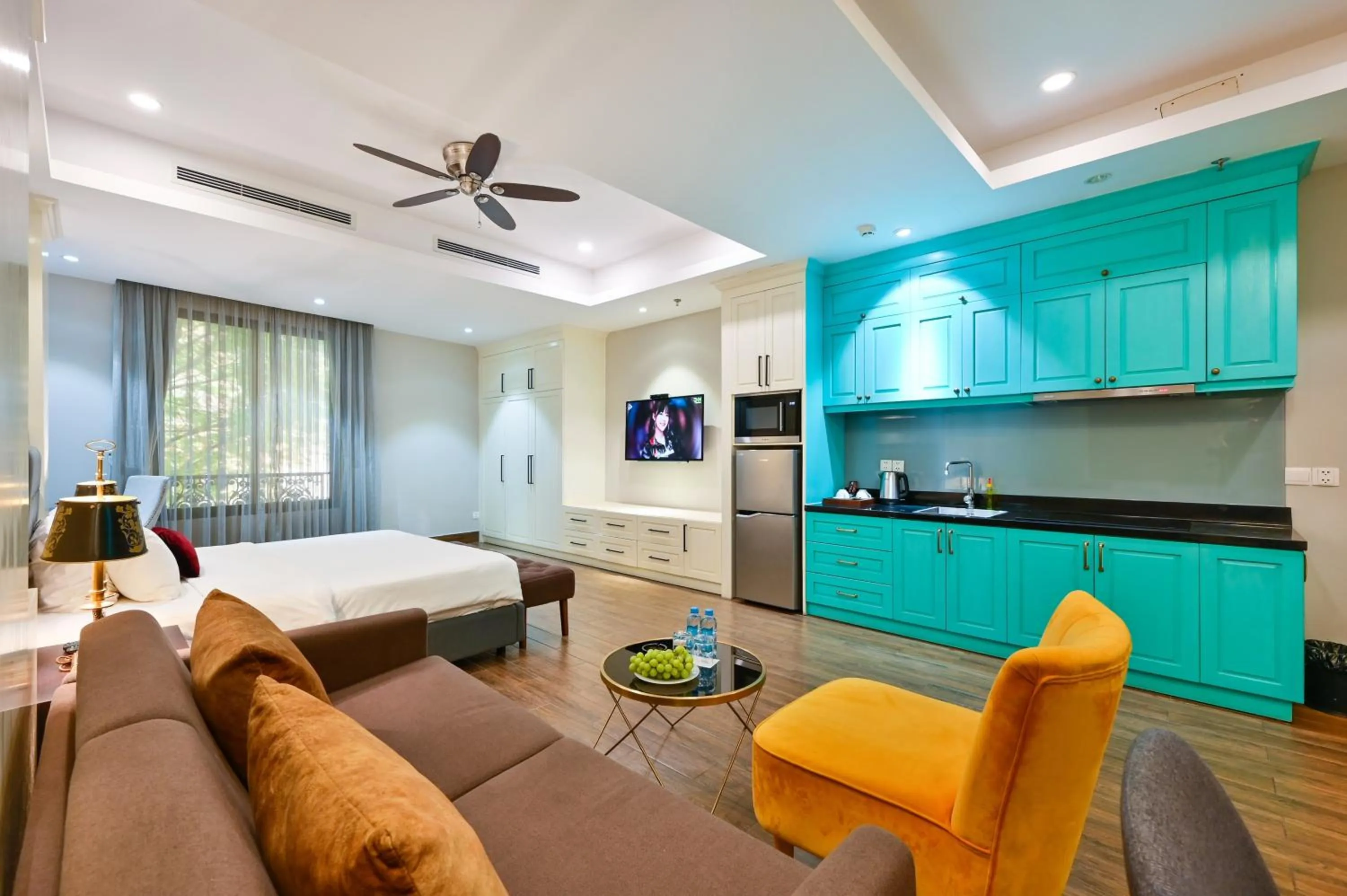 Bed in Sam Royal Apartment