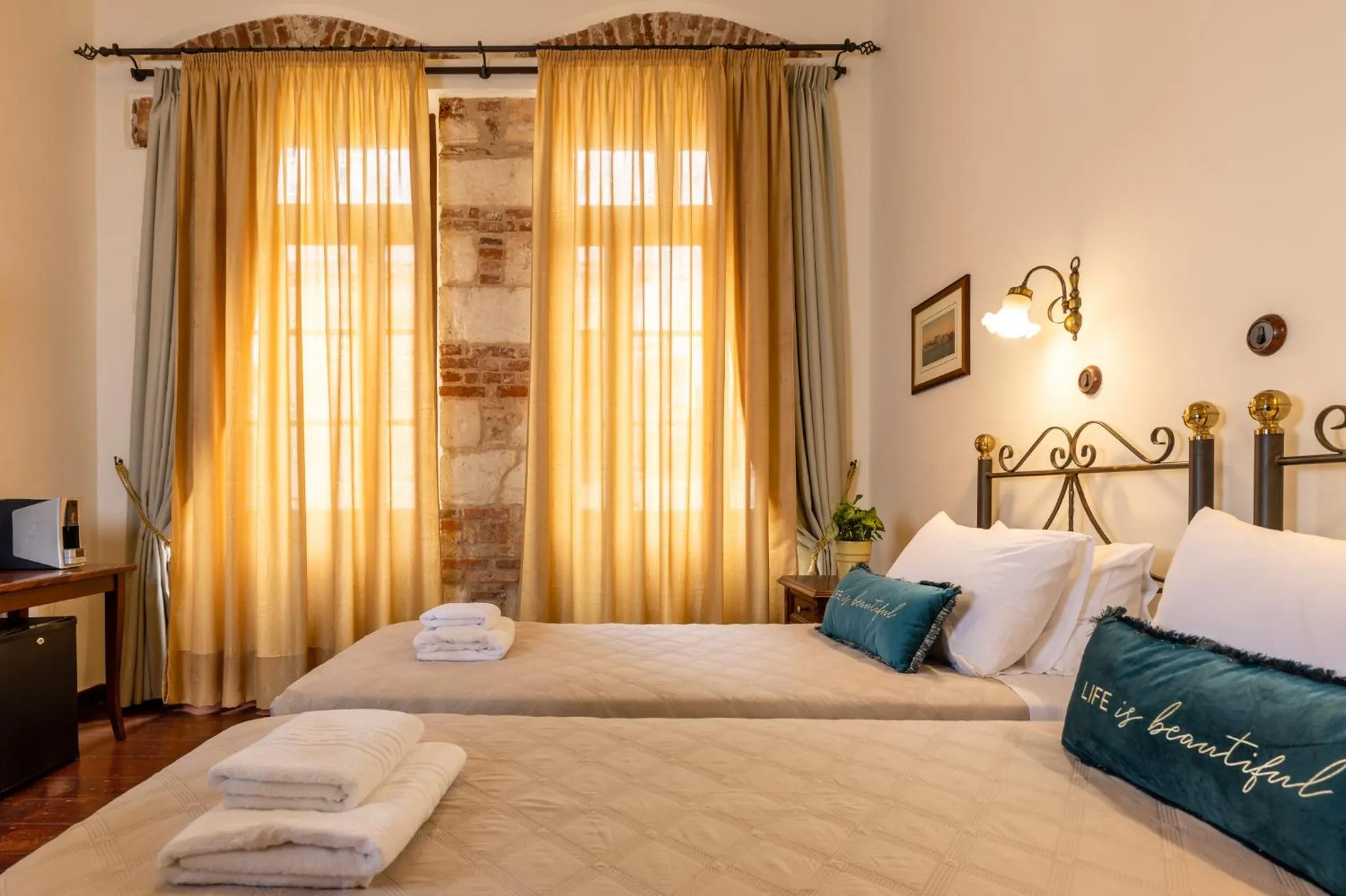 Bedroom, Bed in Vilelmine