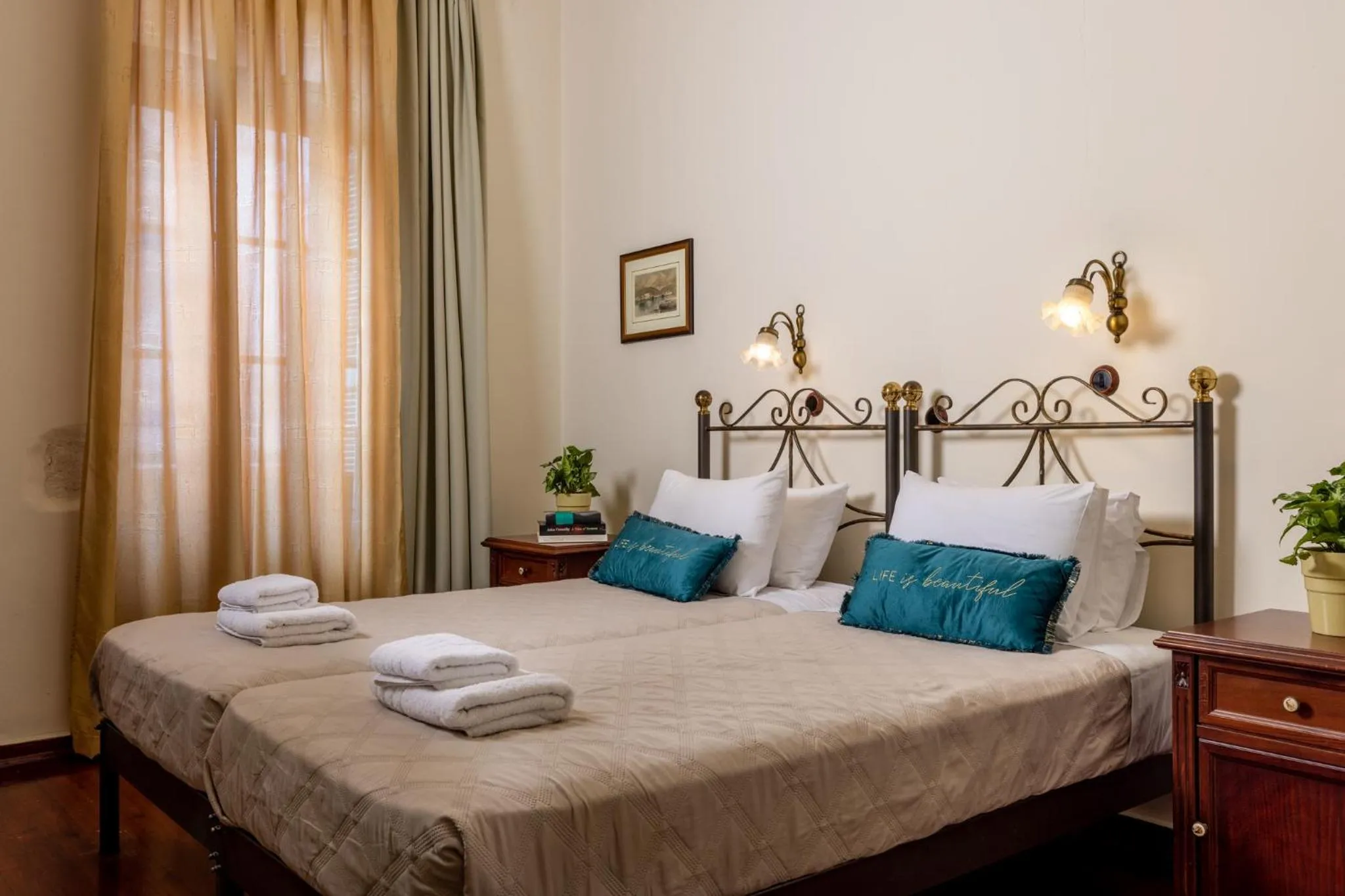 Bedroom, Bed in Vilelmine