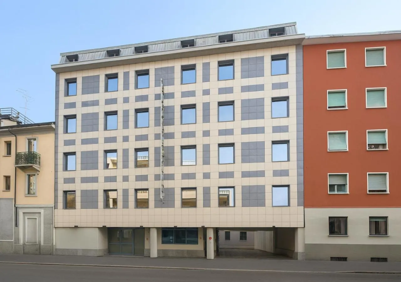 Sechi Hotel Milano with parking
