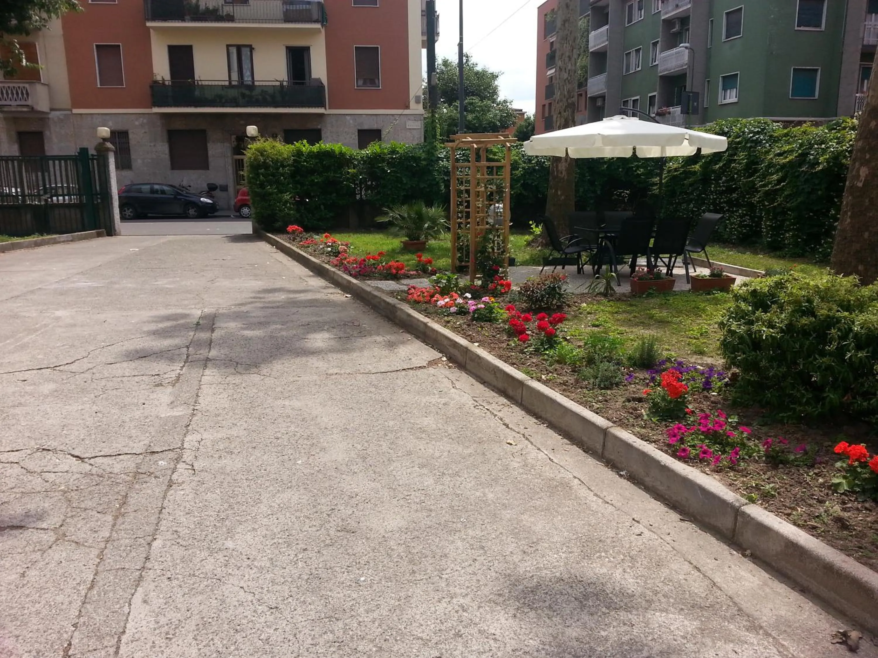 Property building in Hotel Garden