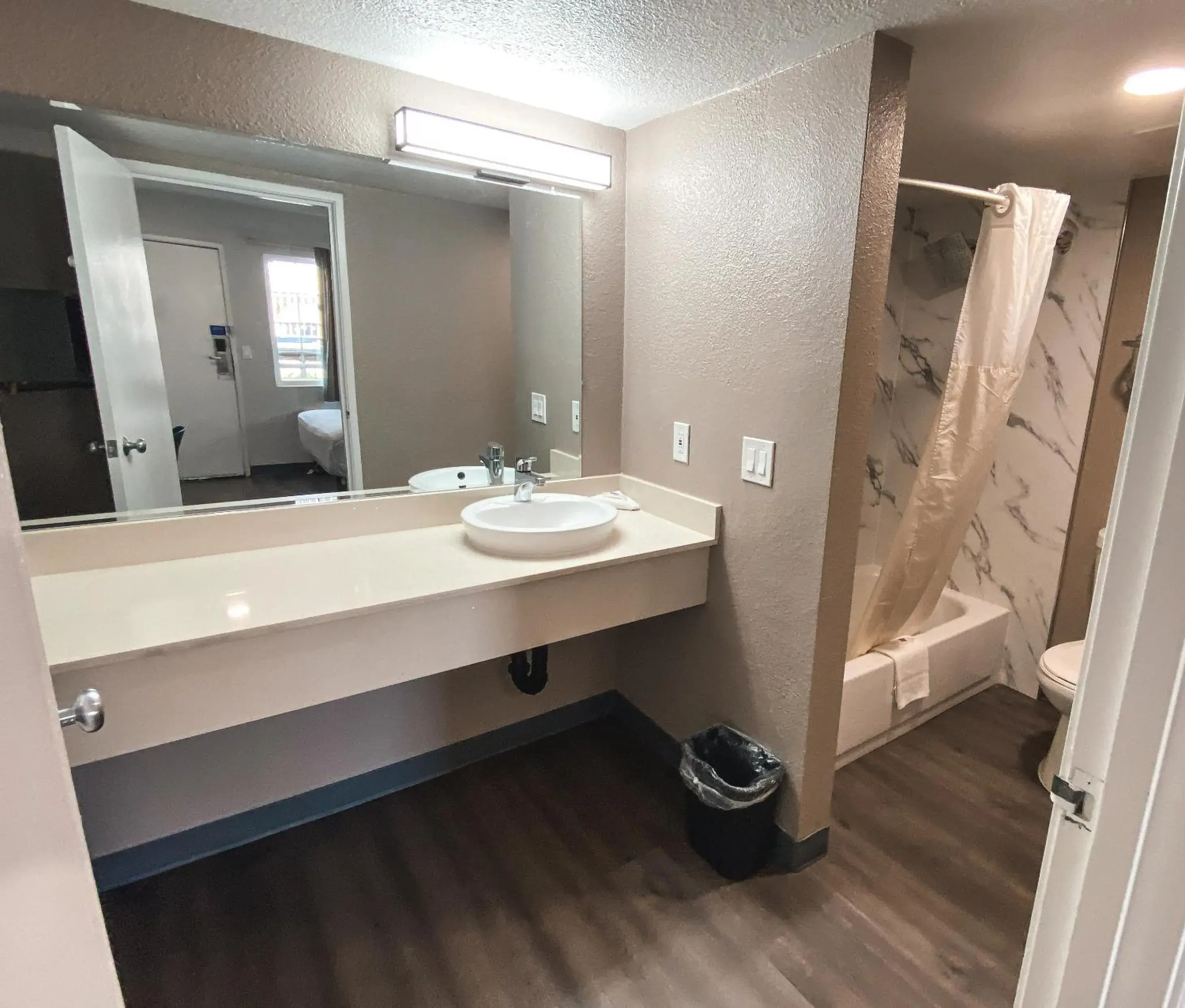 Queen Room - single occupancy in Motel 6-Sacramento, CA - North Queen Room - single occupancy in Motel 6-Sacramento, CA - North