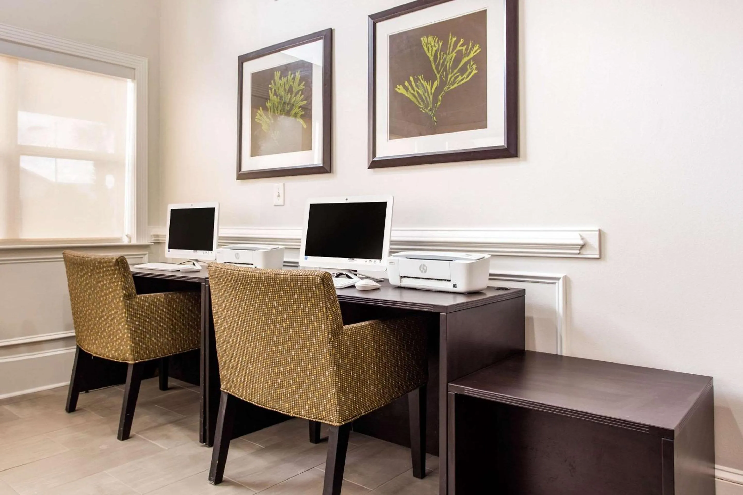 Business facilities in Quality Inn & Suites Myrtle Beach near Outlets