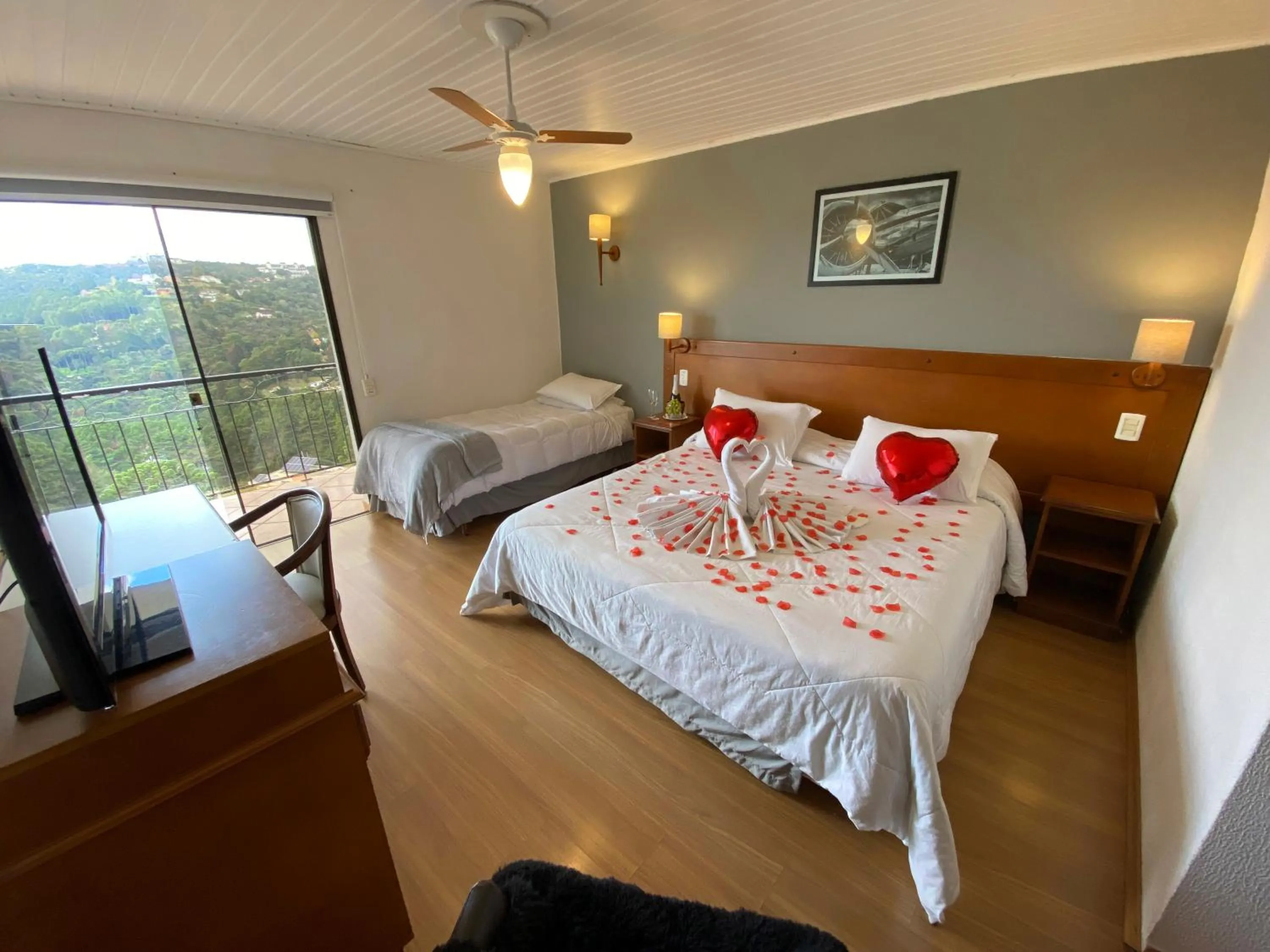 Decorative detail, Bed in Pousada Constellation Lodge