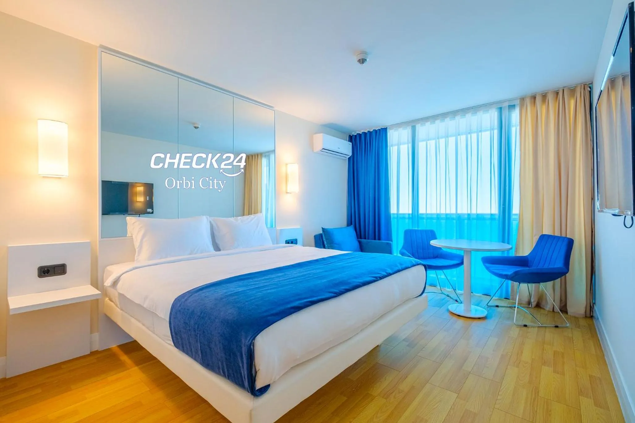 Bed in CHECK 24 orbi city