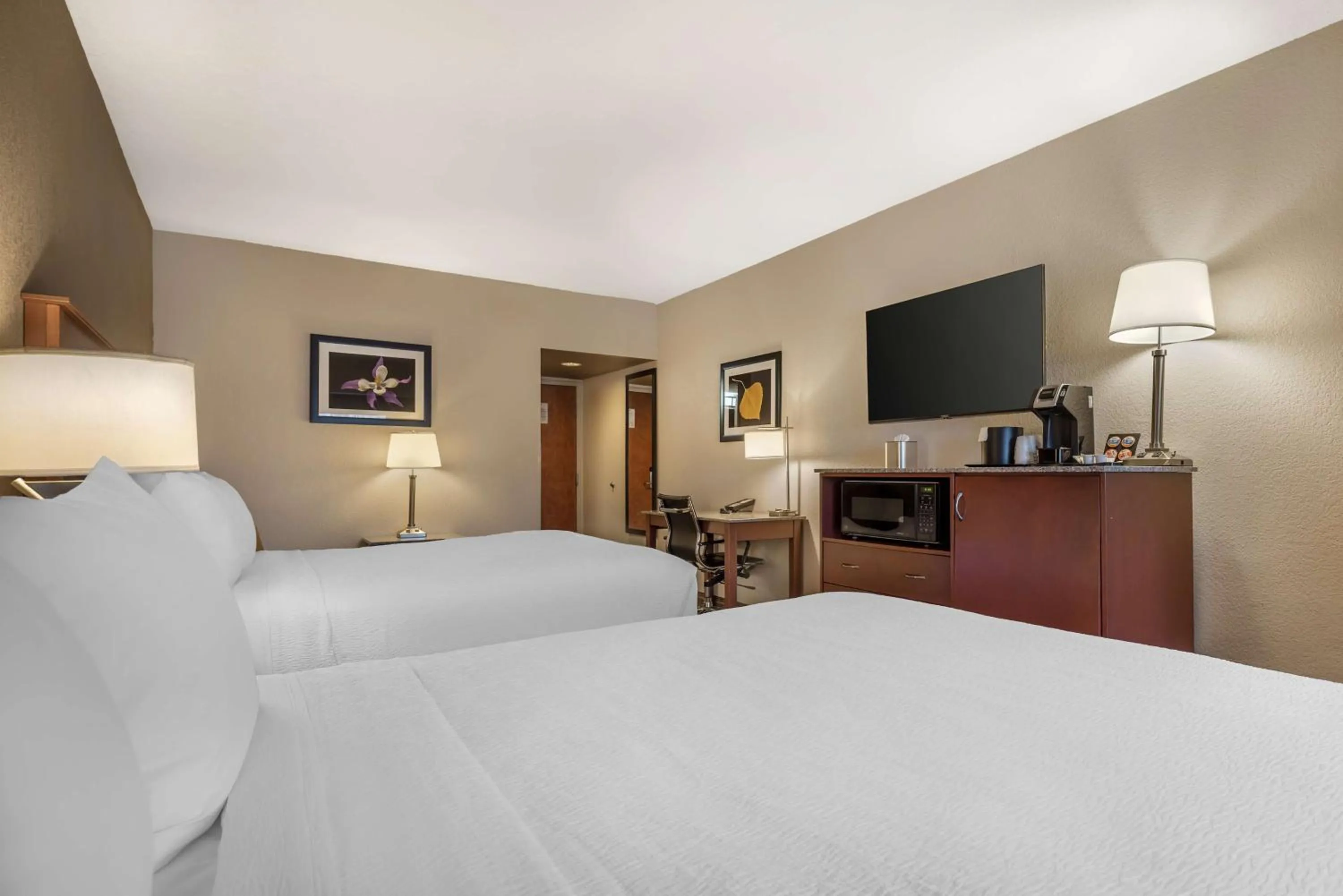 Bedroom, Bed in Best Western Plus Peak Vista Inn & Suites