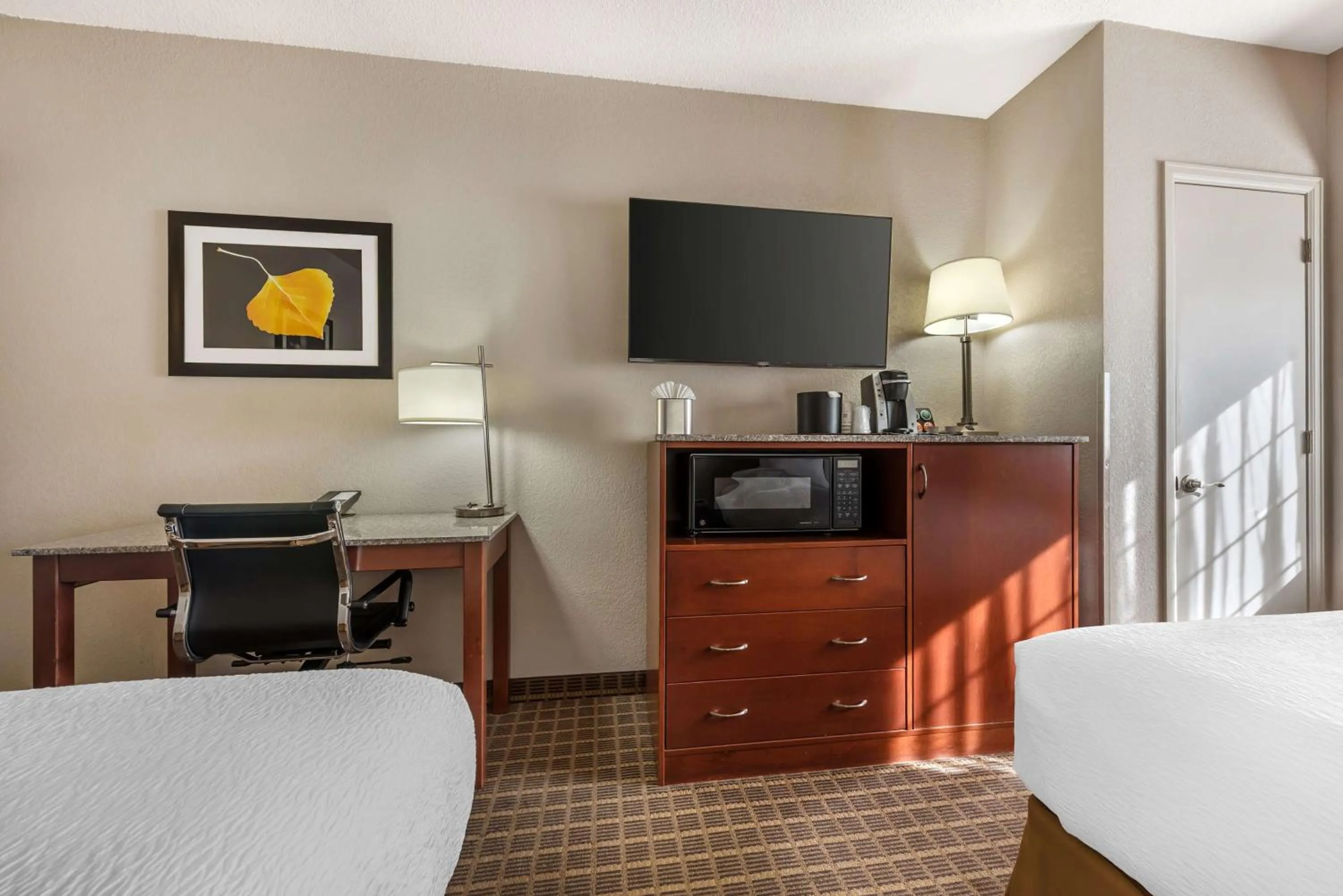 Bedroom, Bed in Best Western Plus Peak Vista Inn & Suites