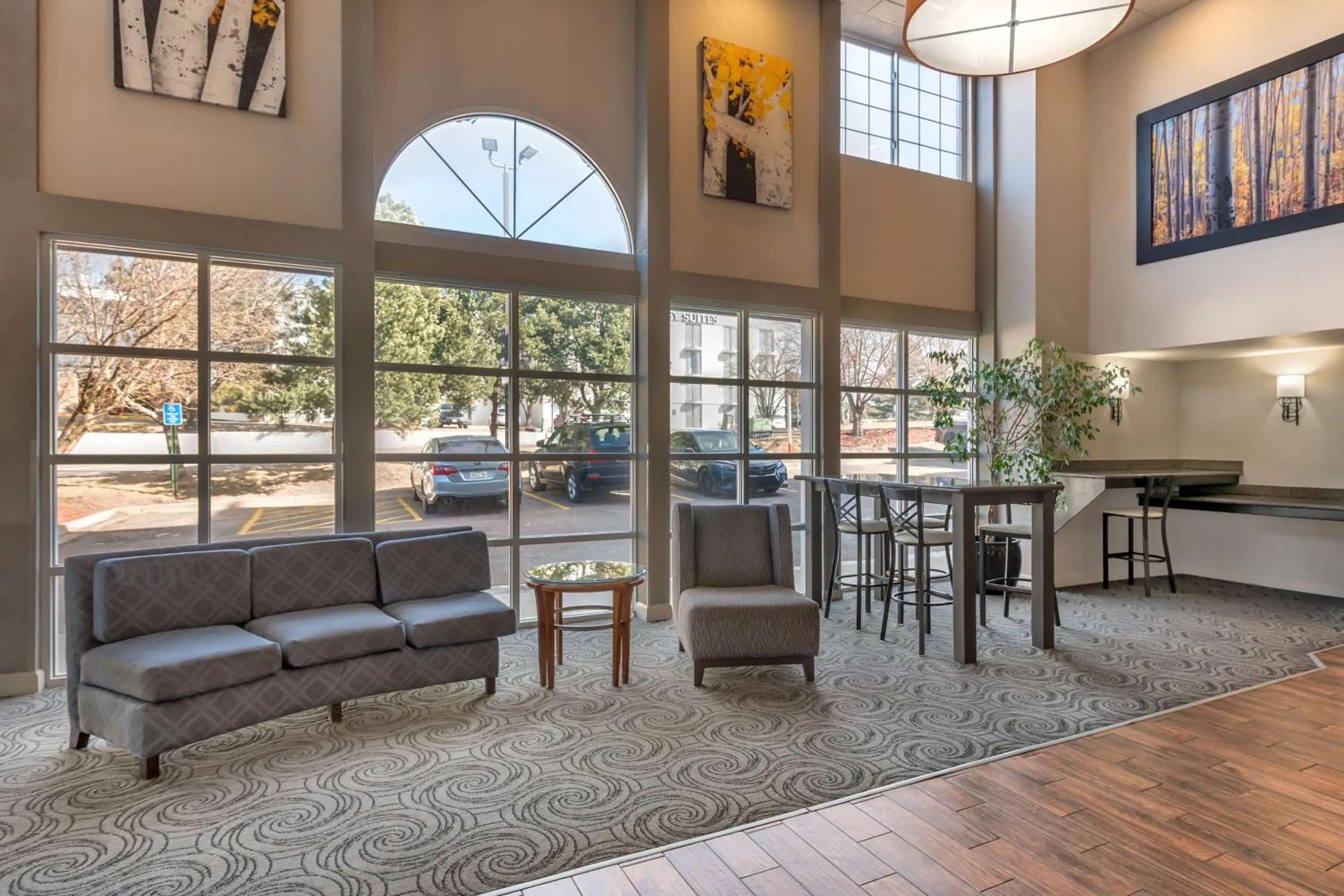 Lobby or reception in Best Western Plus Peak Vista Inn & Suites