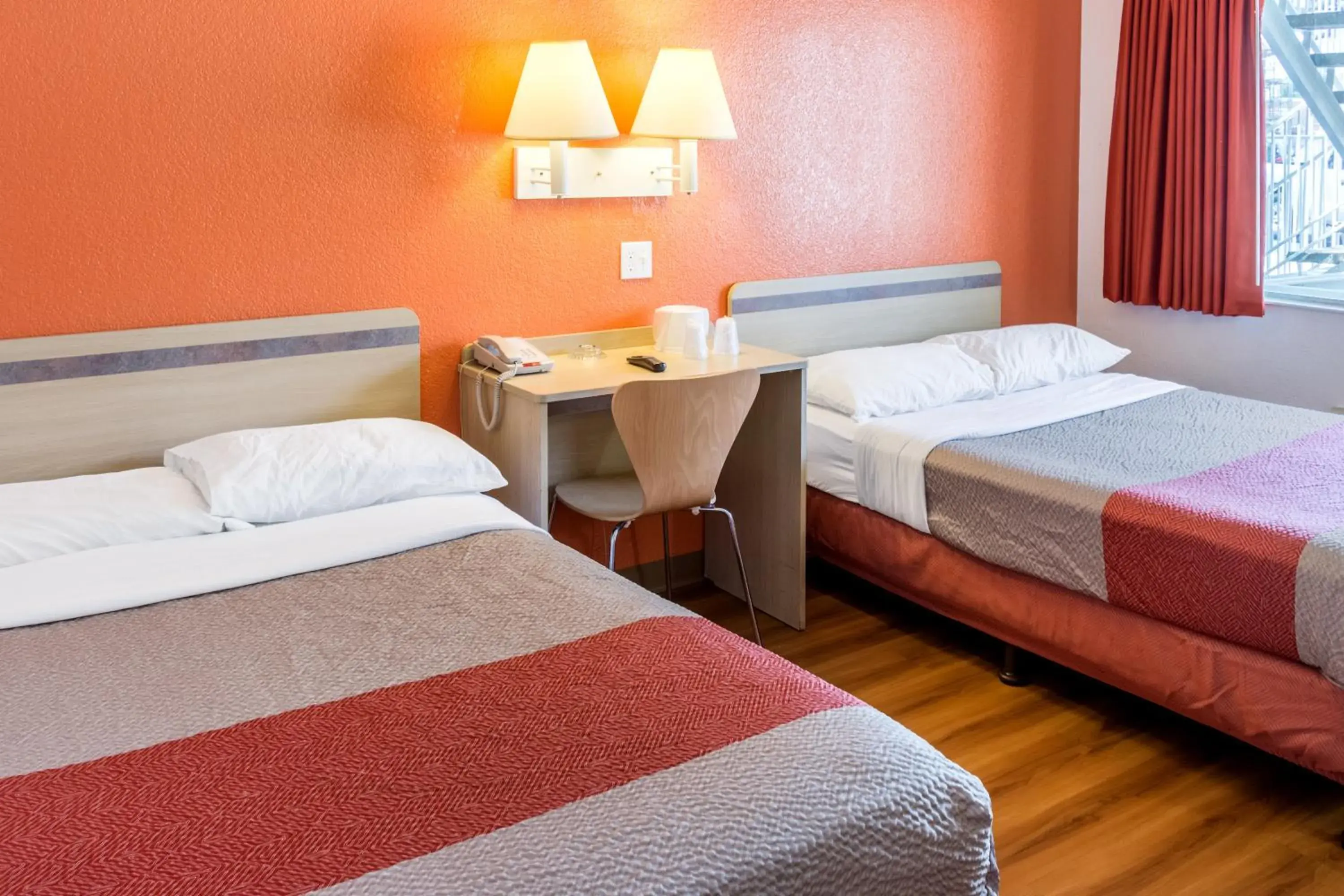 Quadruple Room - Disability Access in Motel 6 Bakersfield, CA - Convention Center Quadruple Room - Disability Access in Motel 6 Bakersfield, CA - Convention Center