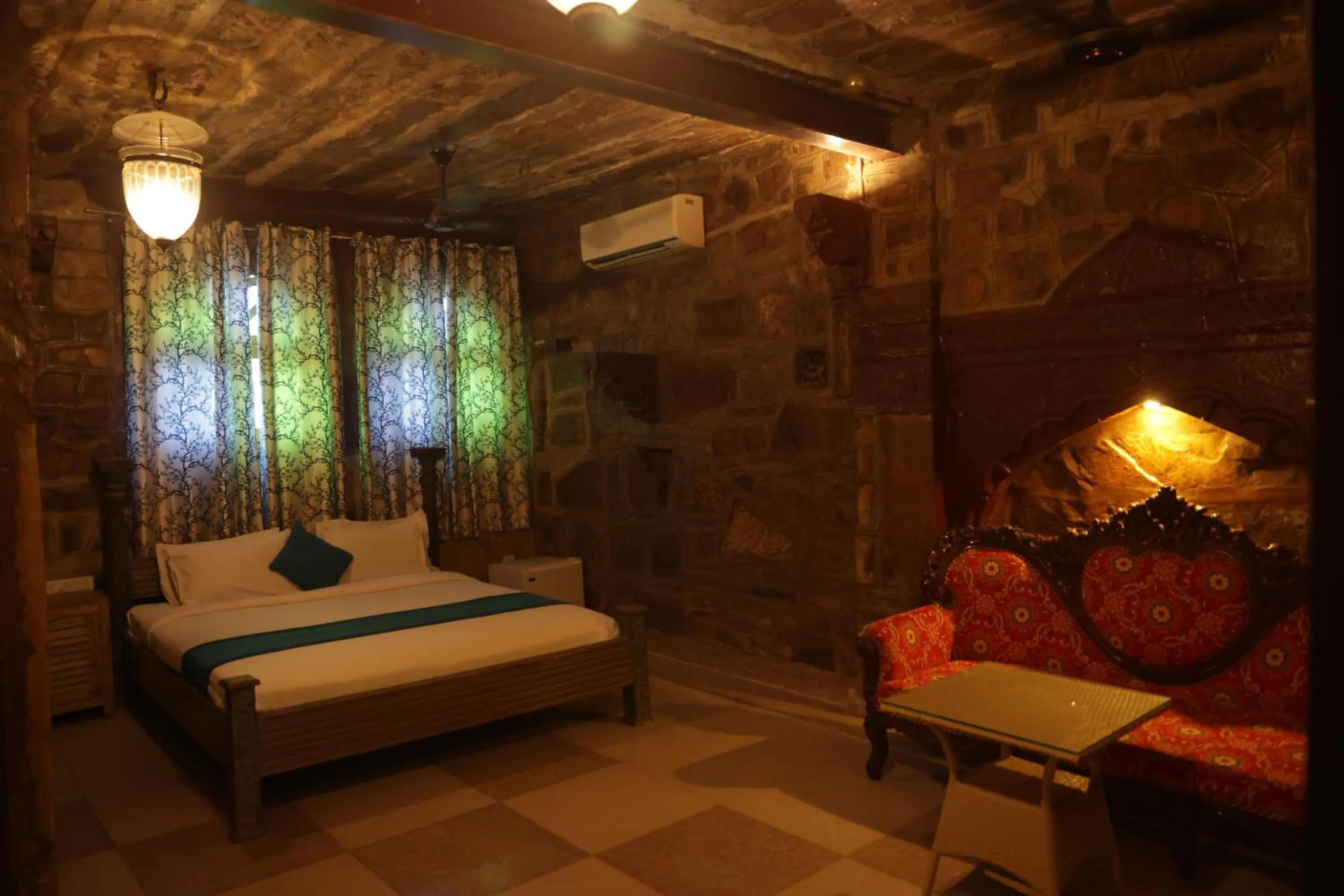 Junior Suite with Canal View in JHANKAR Haveli